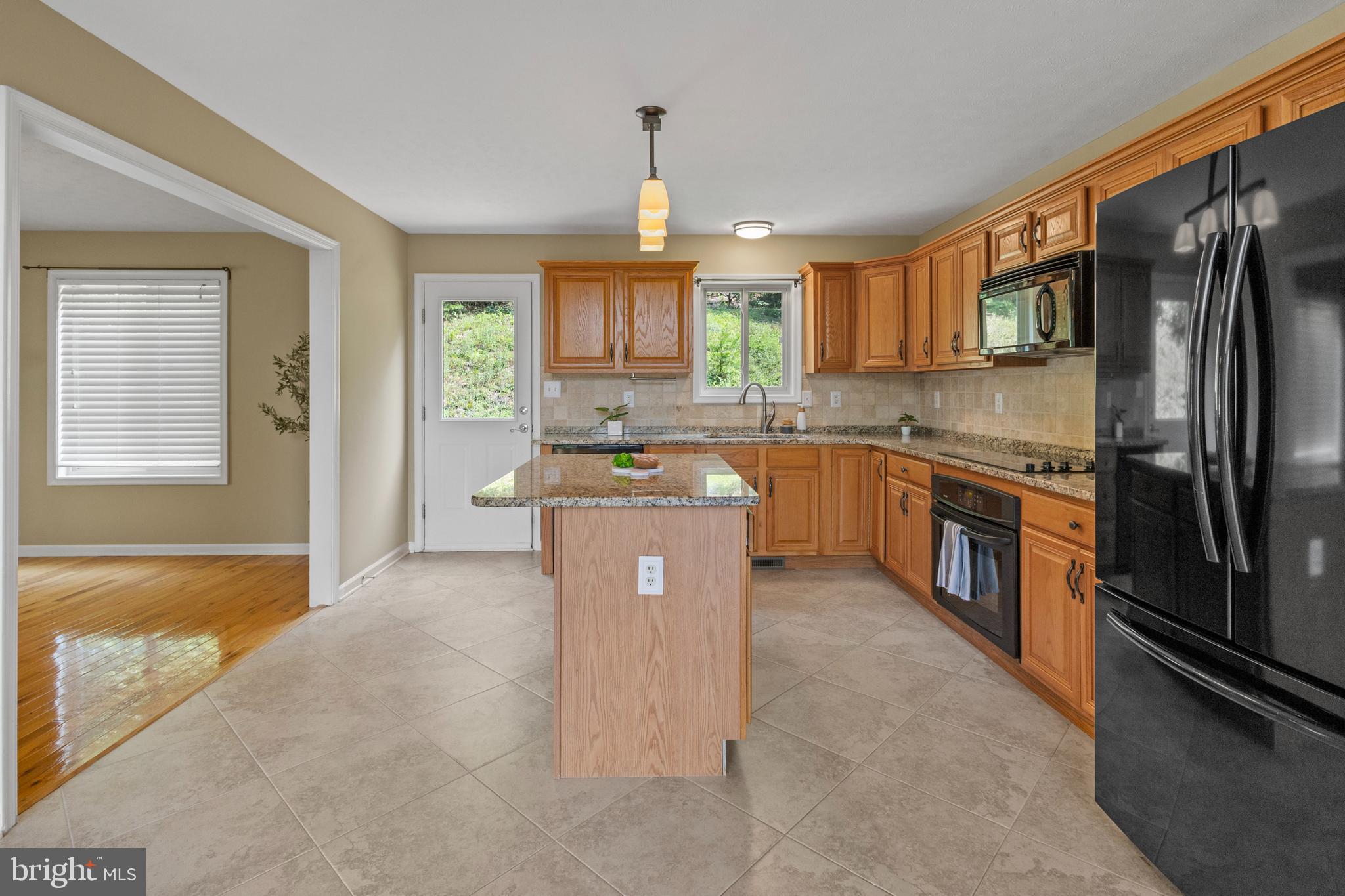 186 HILLANDALE ROAD