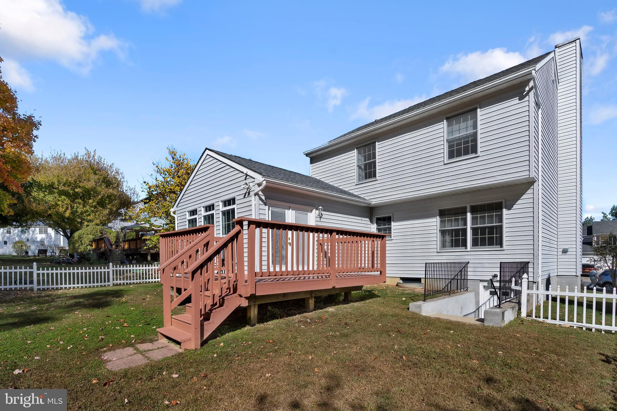 RIVERSIDE - Residential