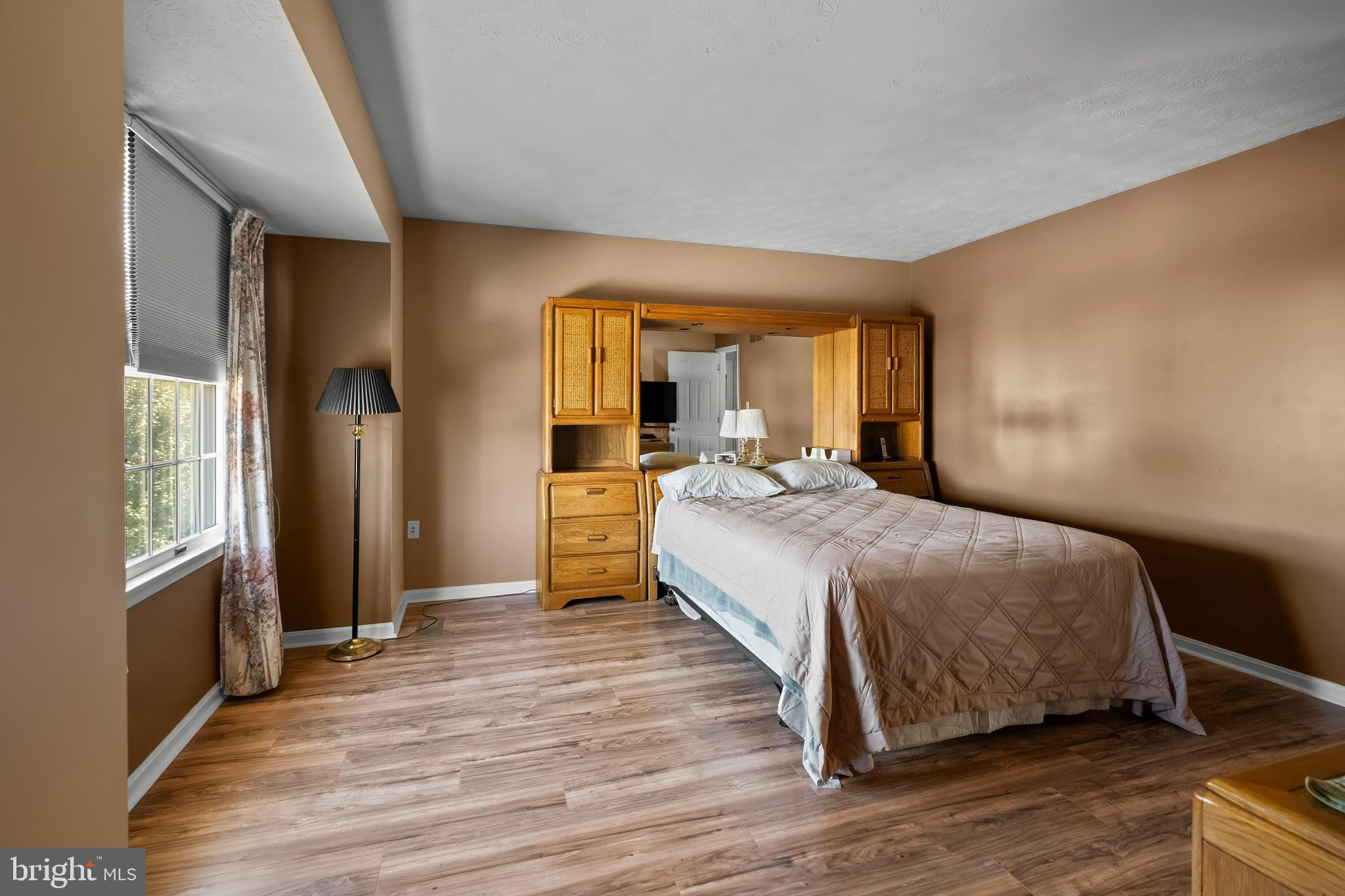 RIVERSIDE - Residential