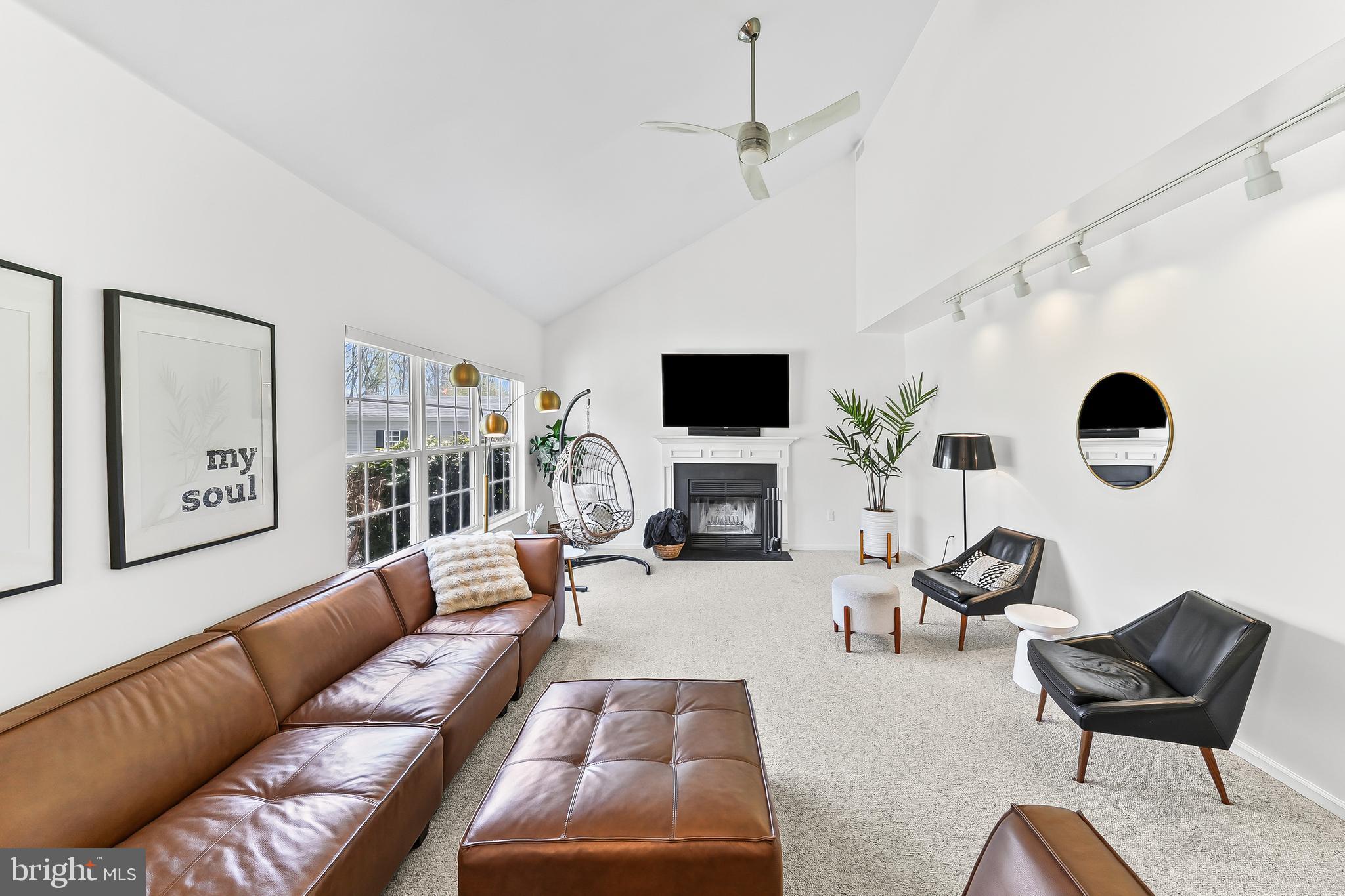 LANDENBERG HUNT - Residential