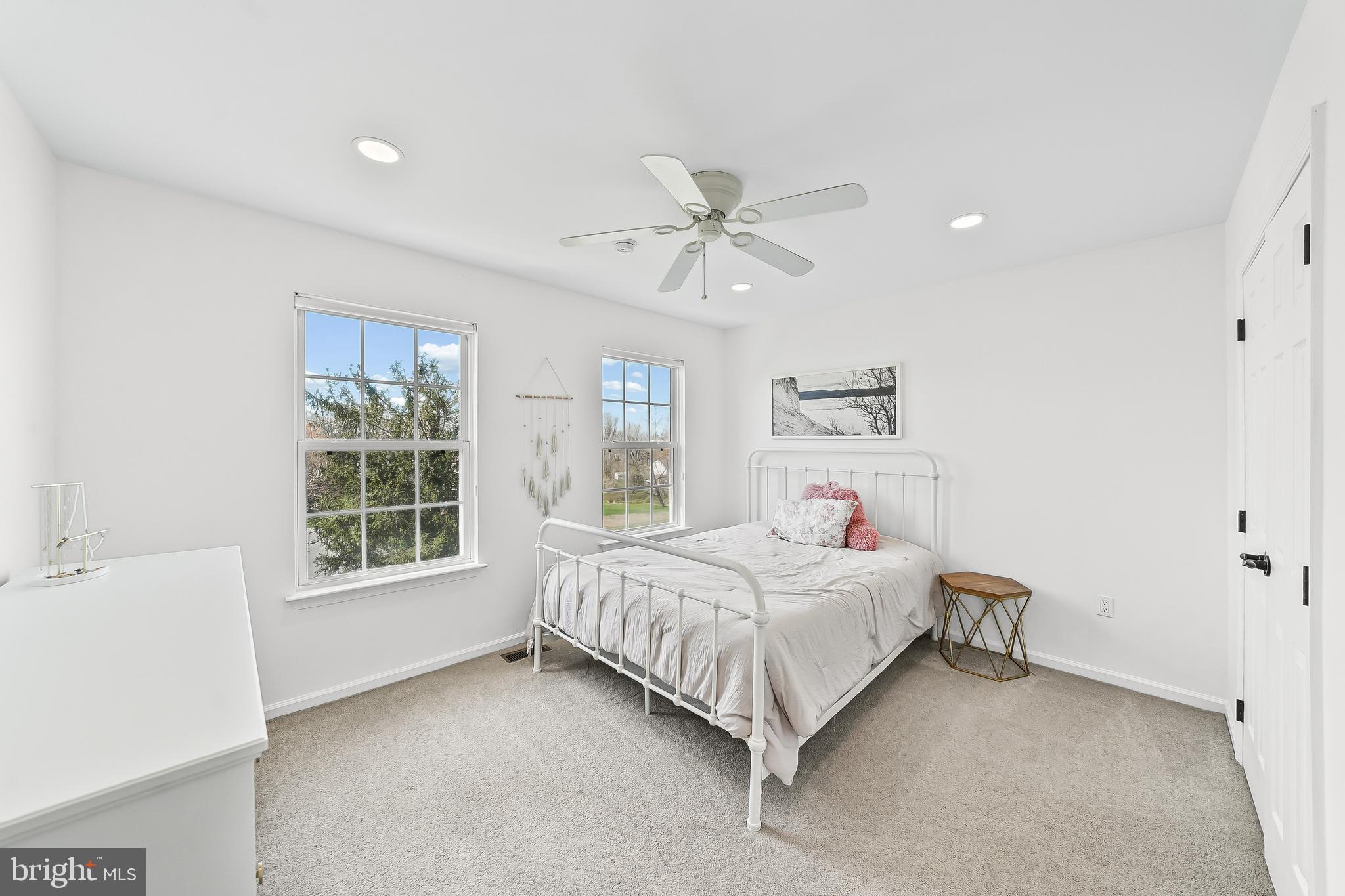 LANDENBERG HUNT - Residential