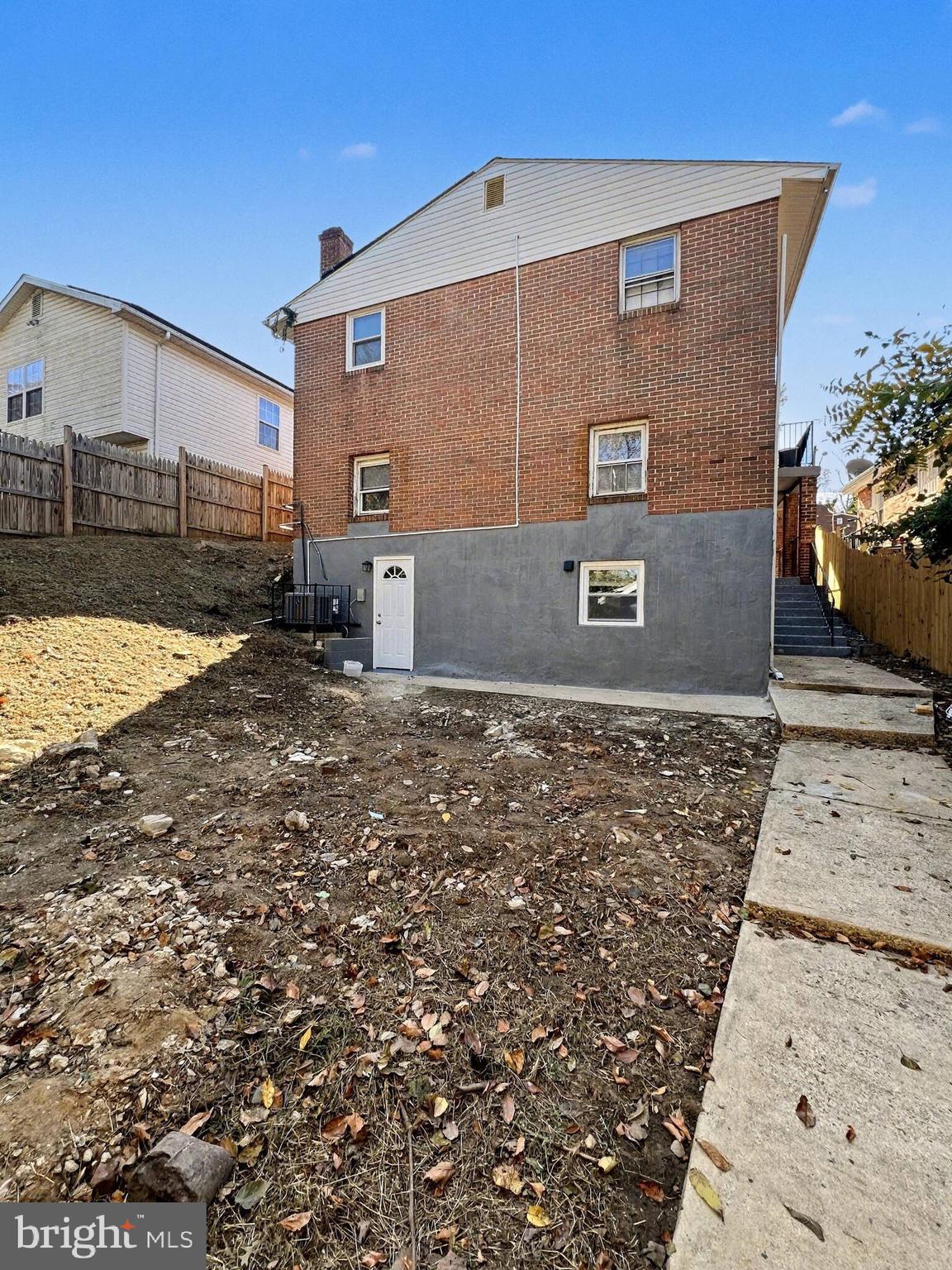 DEANWOOD PARK - Residential Lease