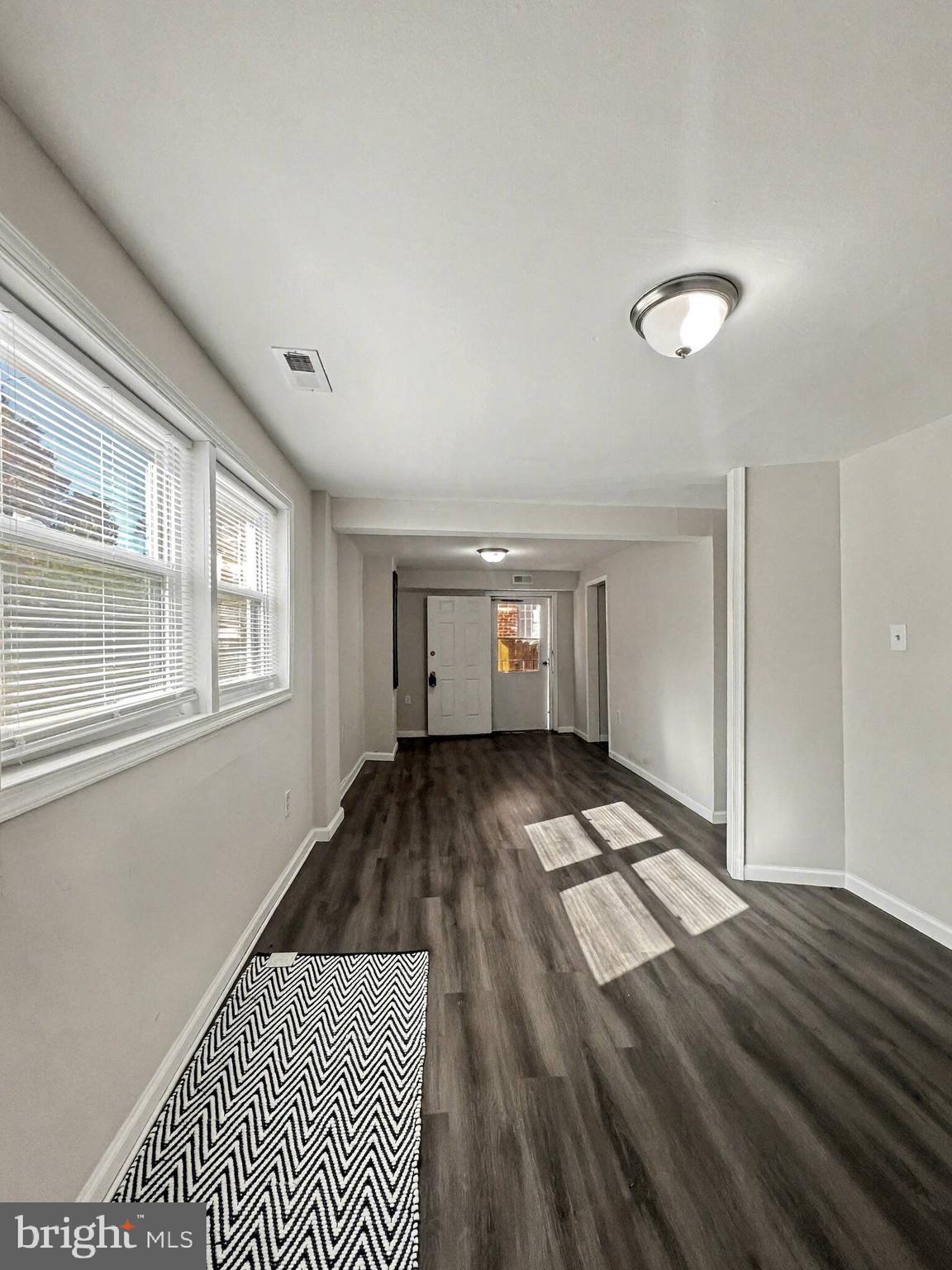 DEANWOOD PARK - Residential Lease