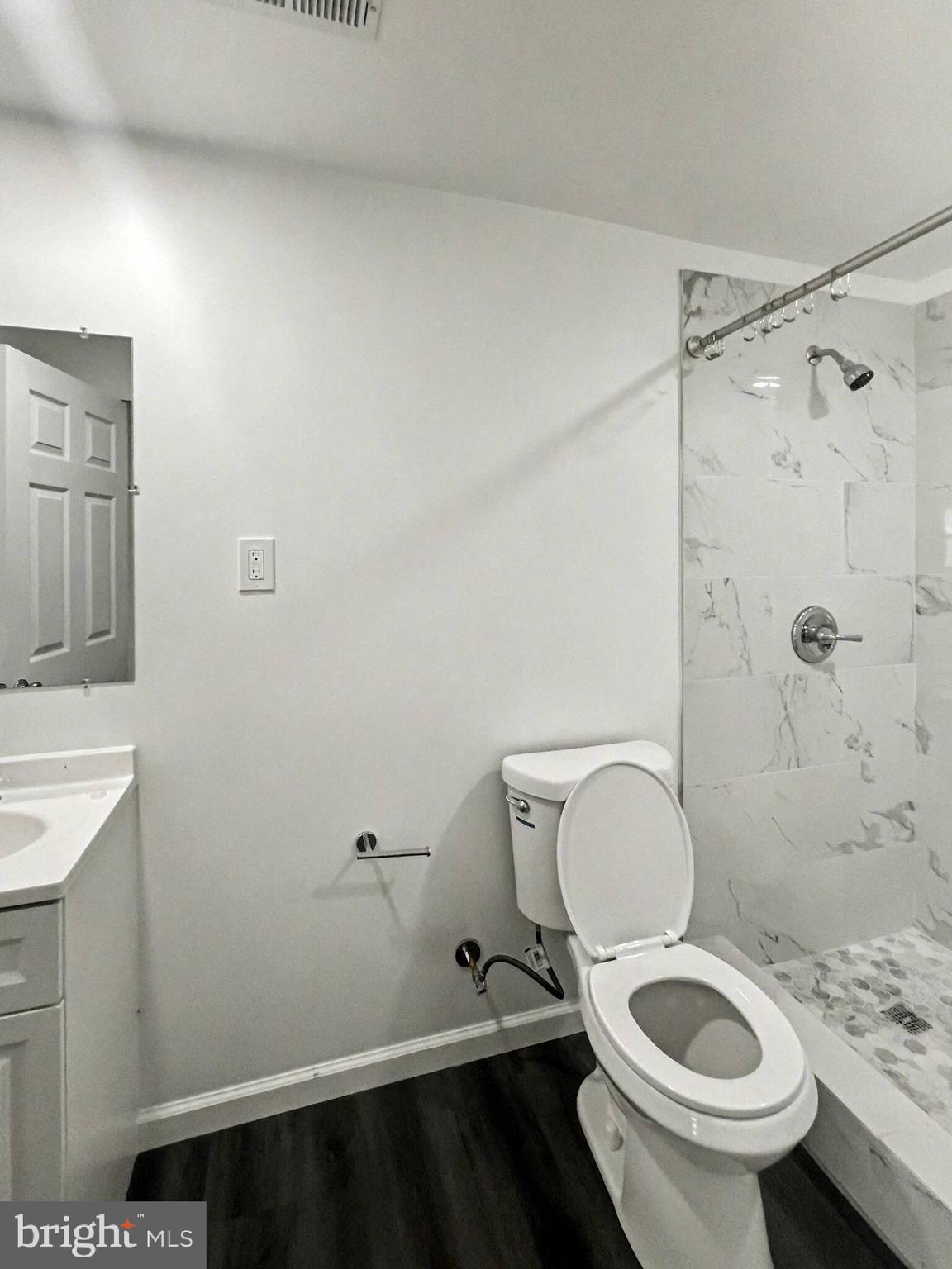 DEANWOOD PARK - Residential Lease