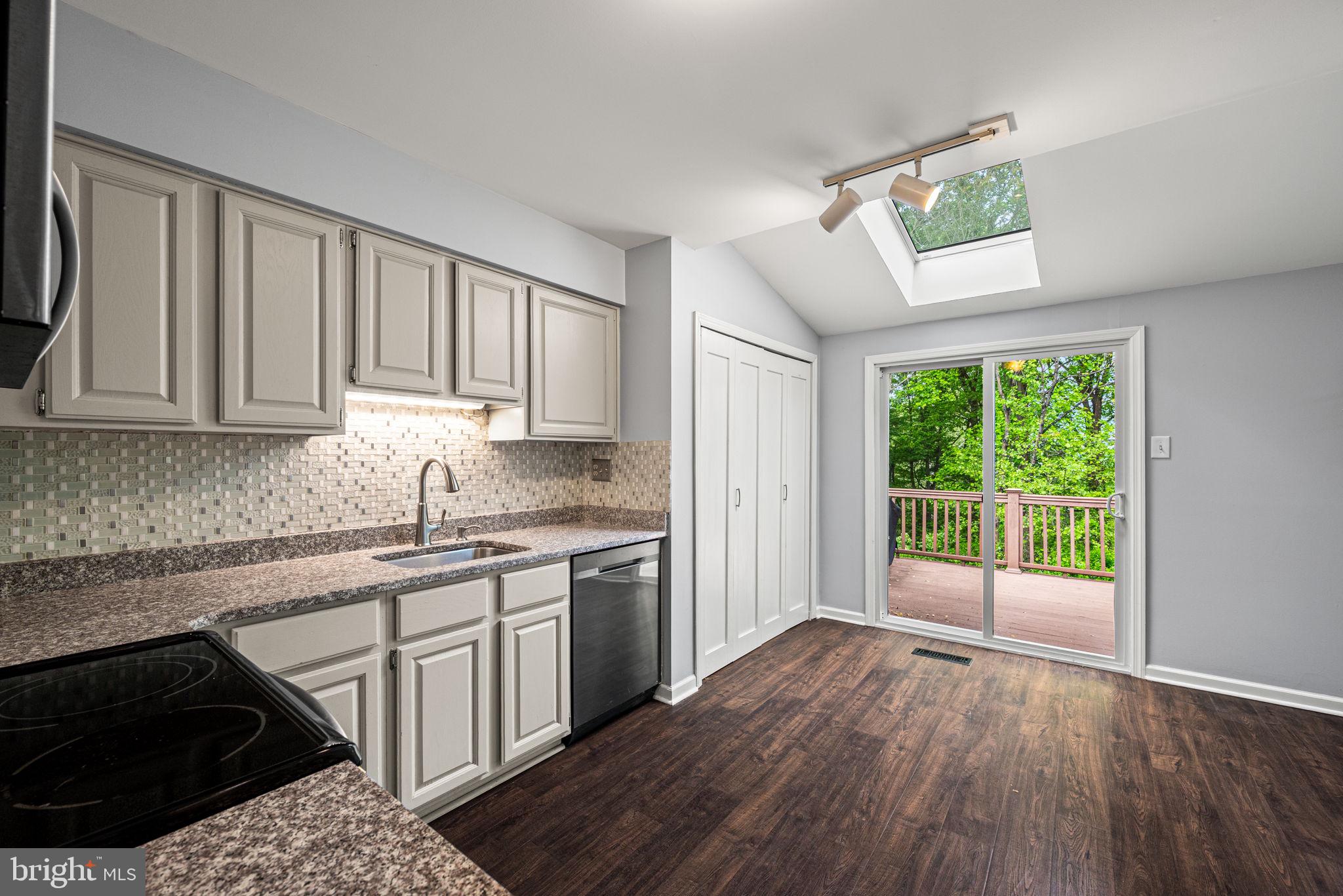 OAK RIDGE - Residential