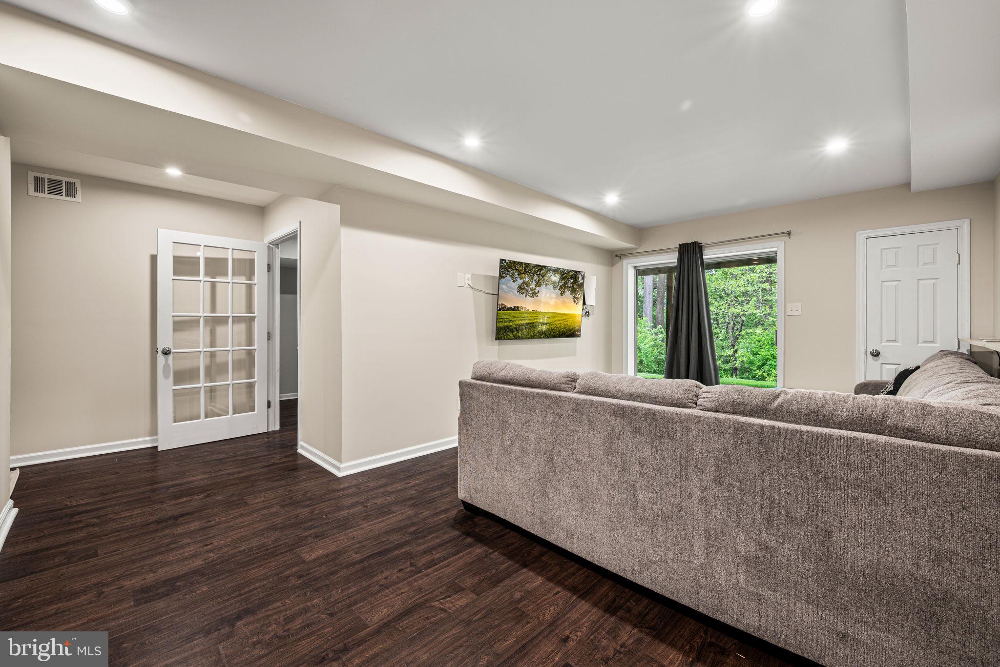 OAK RIDGE - Residential