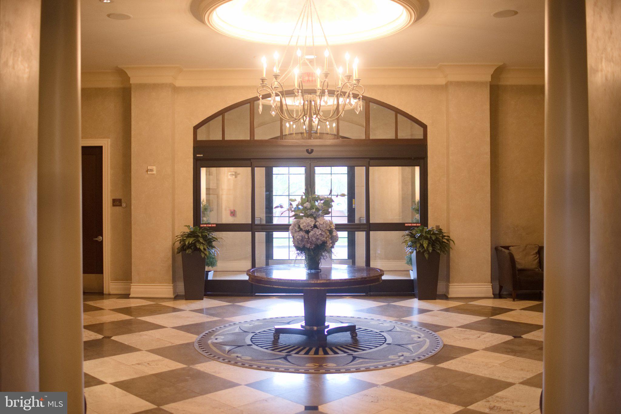 GALLERY AT WHITE FLINT - Residential