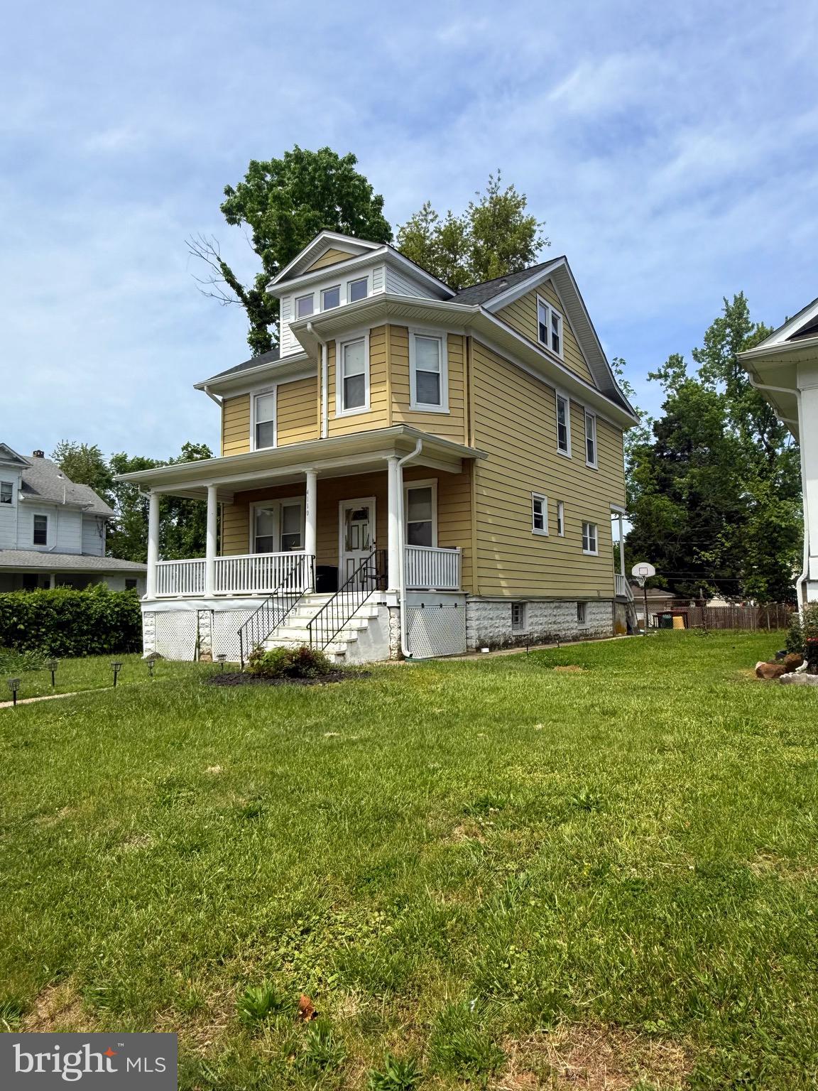 WEST ARLINGTON - Residential