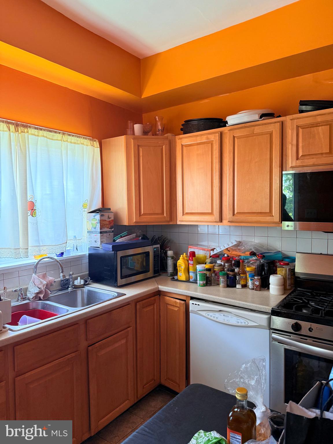 WEST ARLINGTON - Residential