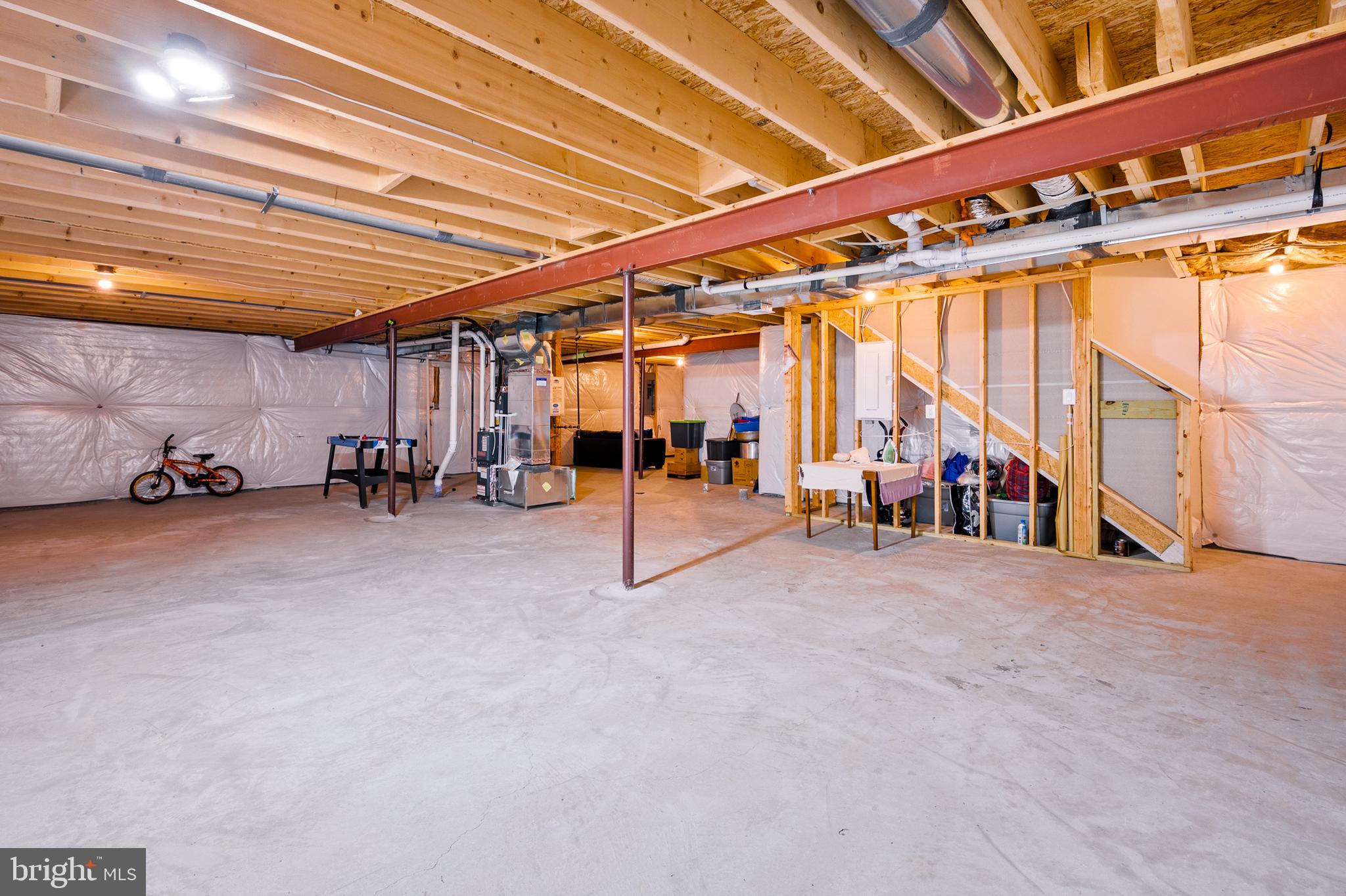 THE LAKES AT MARTINSBURG - Residential