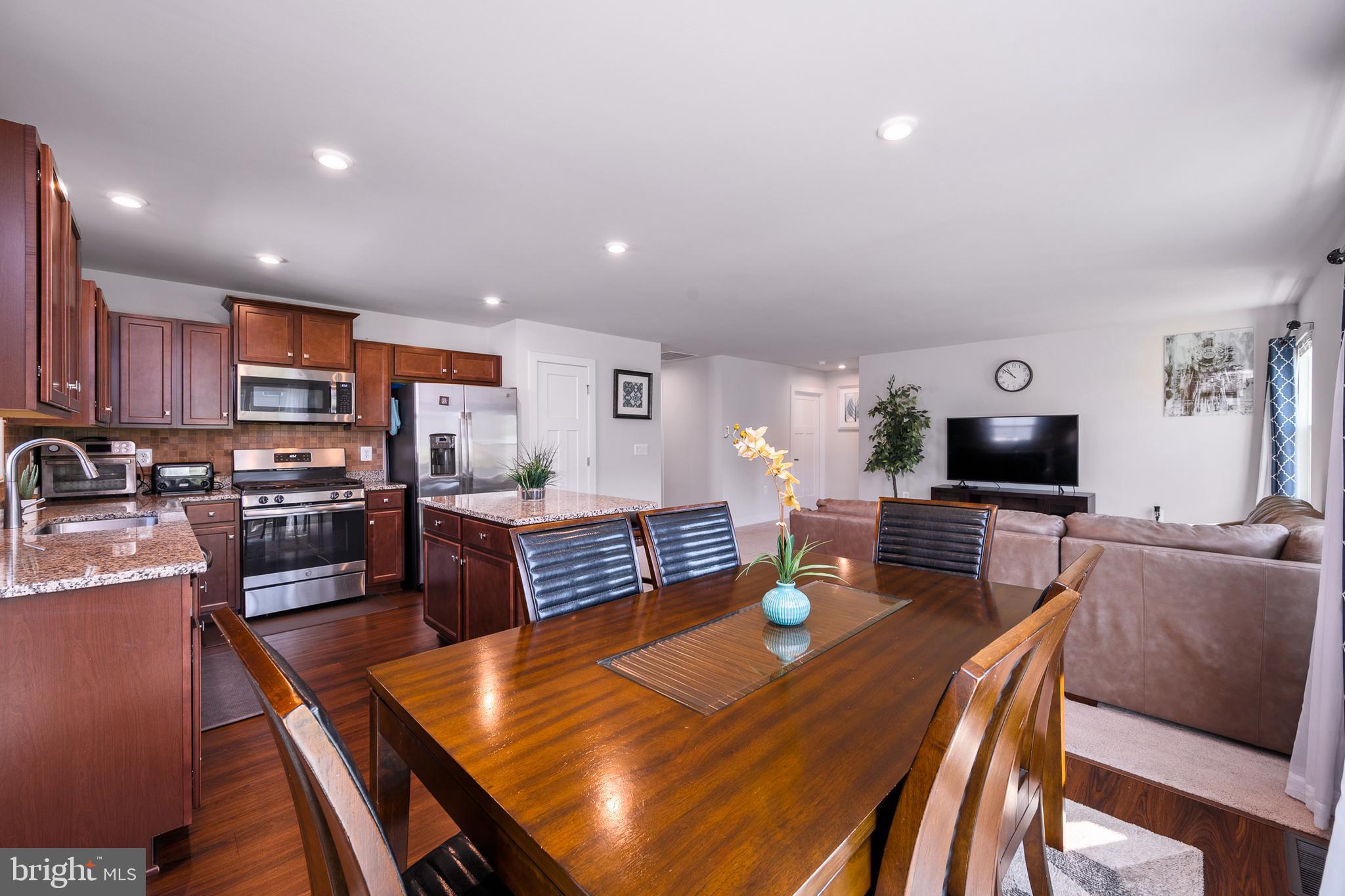 THE LAKES AT MARTINSBURG - Residential