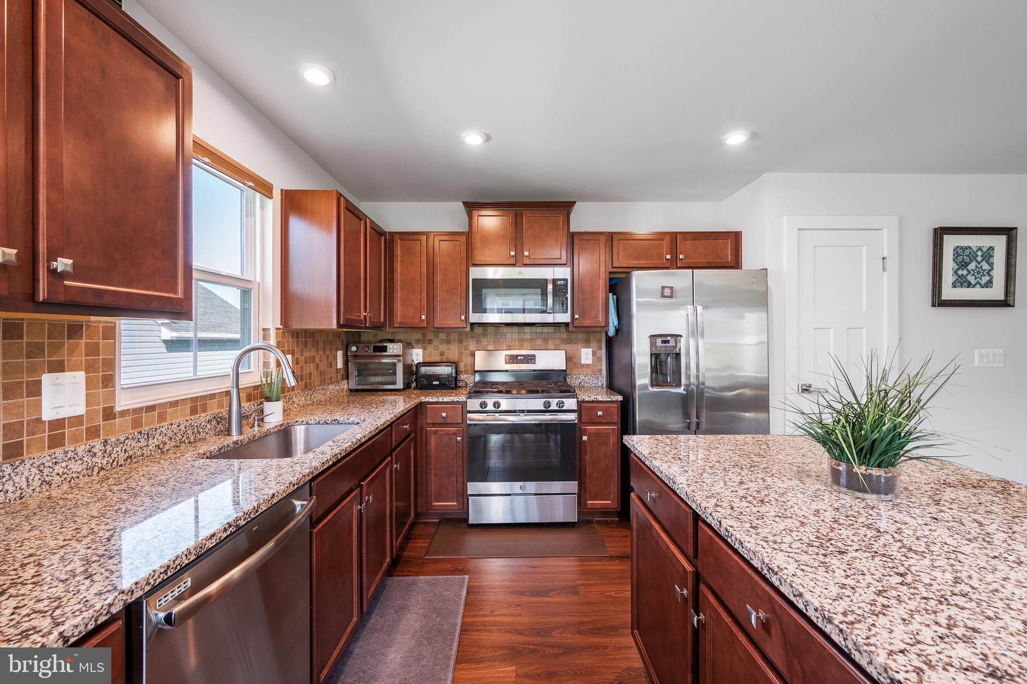 THE LAKES AT MARTINSBURG - Residential