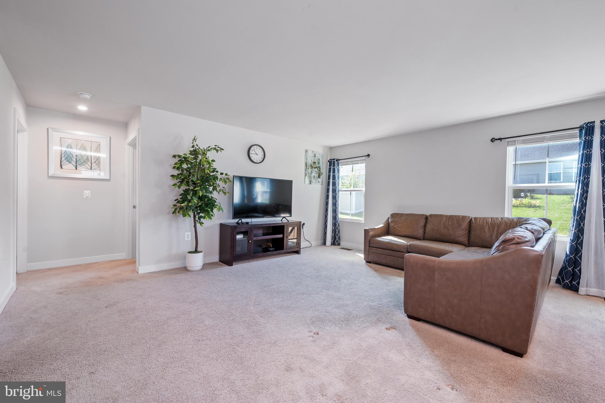 THE LAKES AT MARTINSBURG - Residential