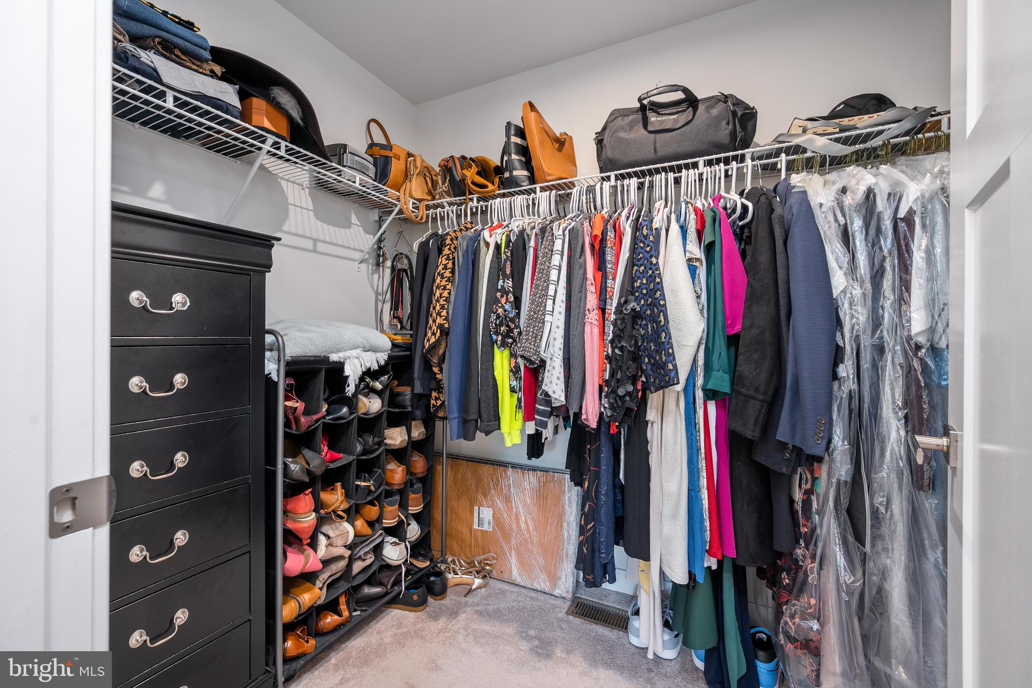 THE LAKES AT MARTINSBURG - Residential