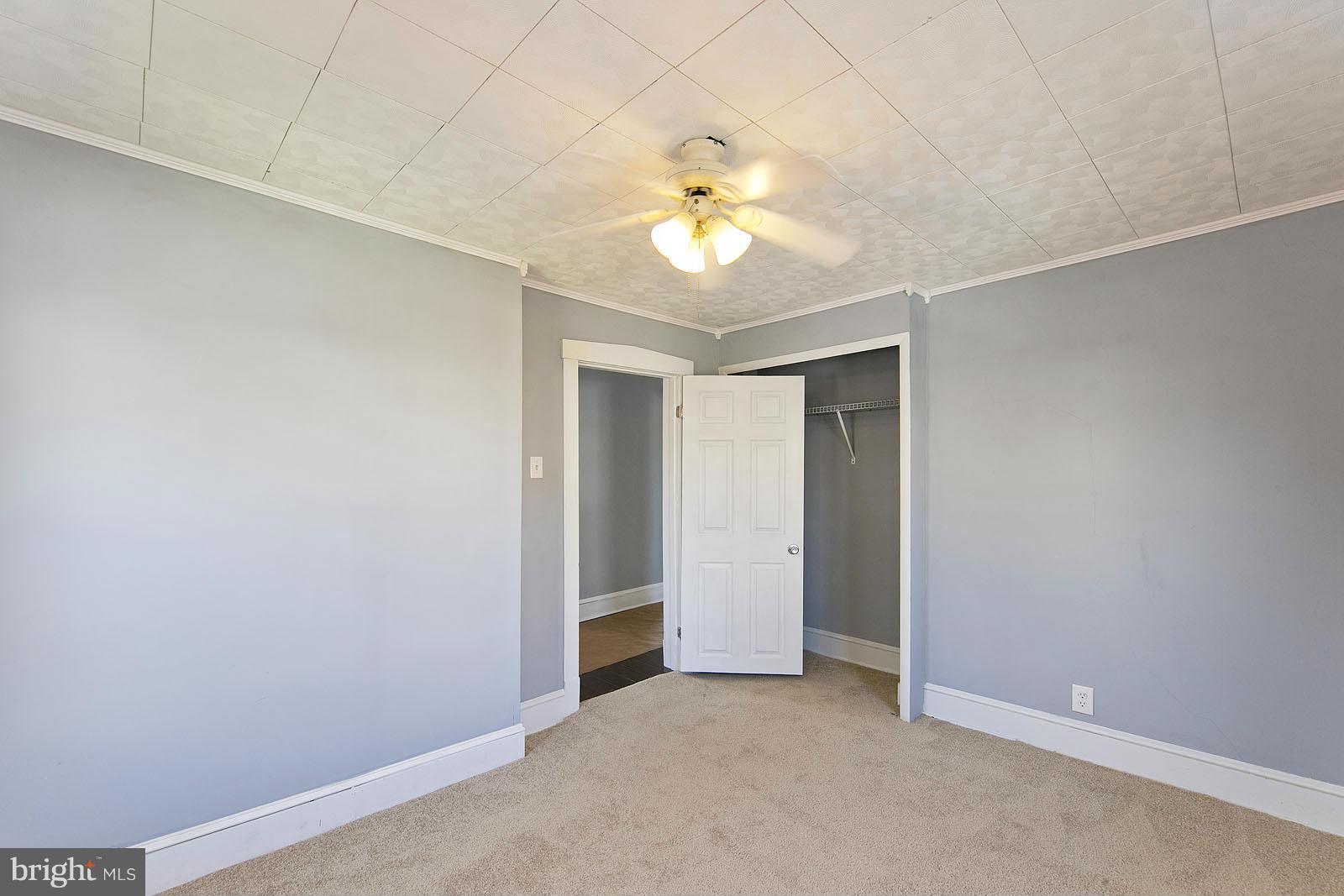 ROSEMONT - Residential