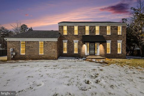 Photo of 2525 Green Pine Court, WALDORF, MD 20601 (MLS # MDCH2051380)