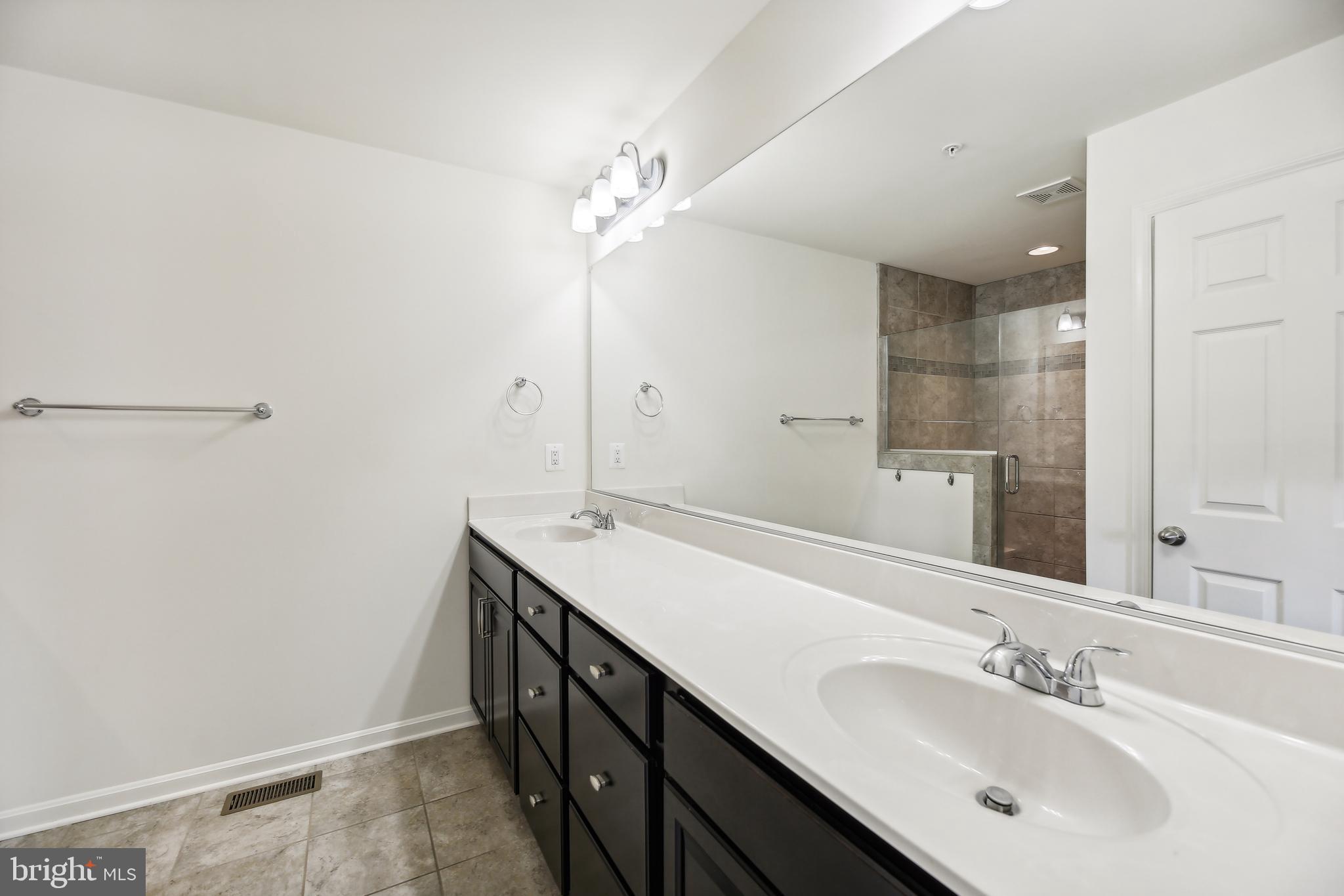 TANYARD COVE - Residential