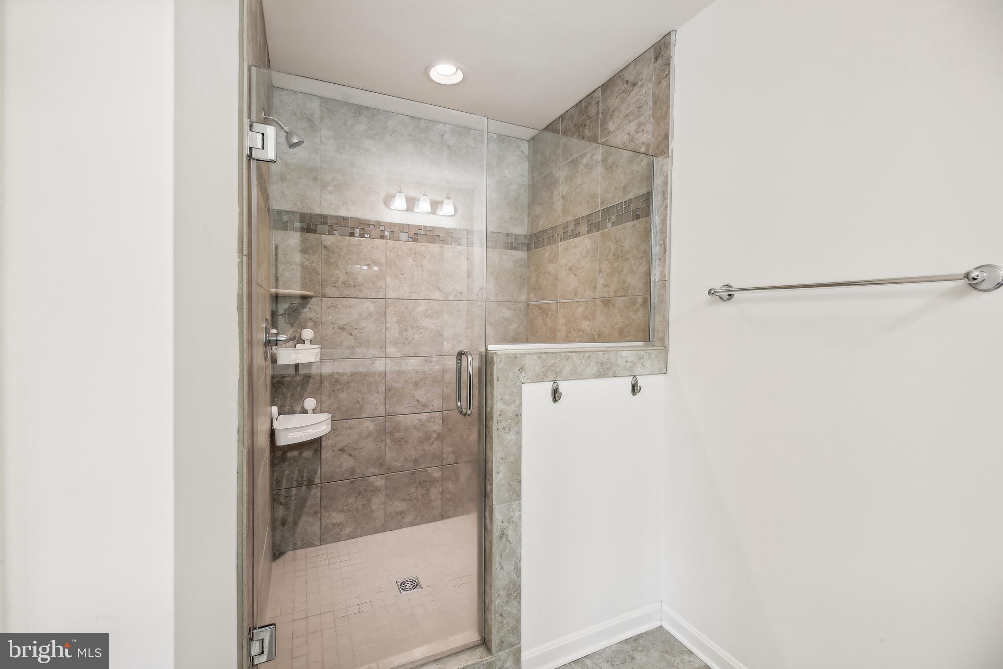 TANYARD COVE - Residential