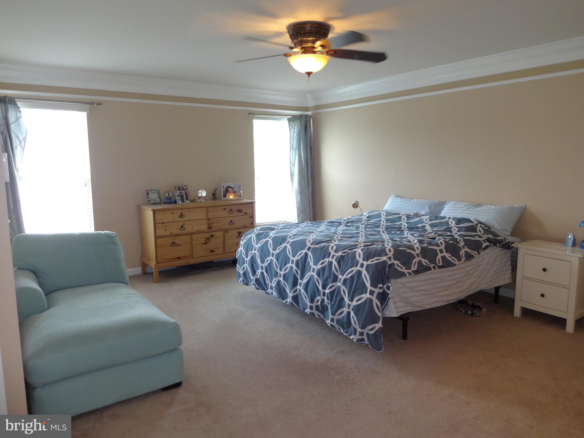 NEW TOWN MEADOWS - Residential Lease