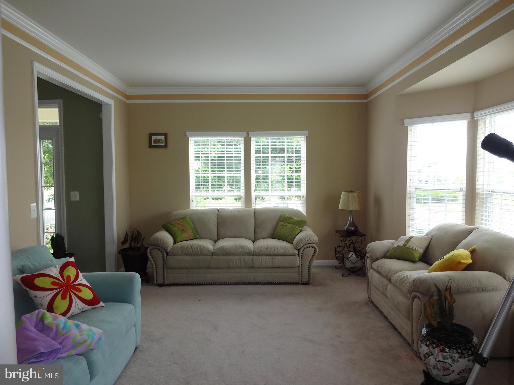 NEW TOWN MEADOWS - Residential Lease