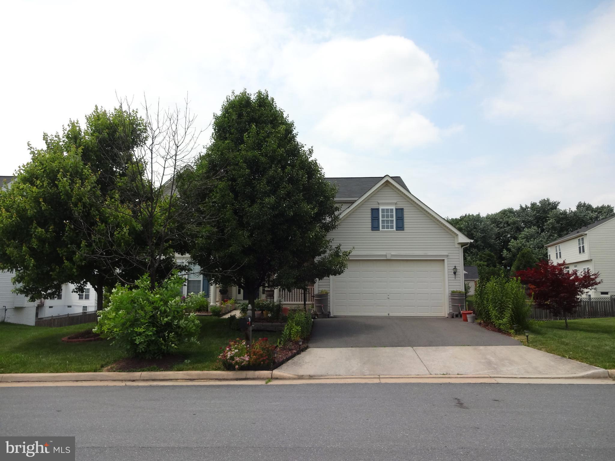 NEW TOWN MEADOWS - Residential Lease