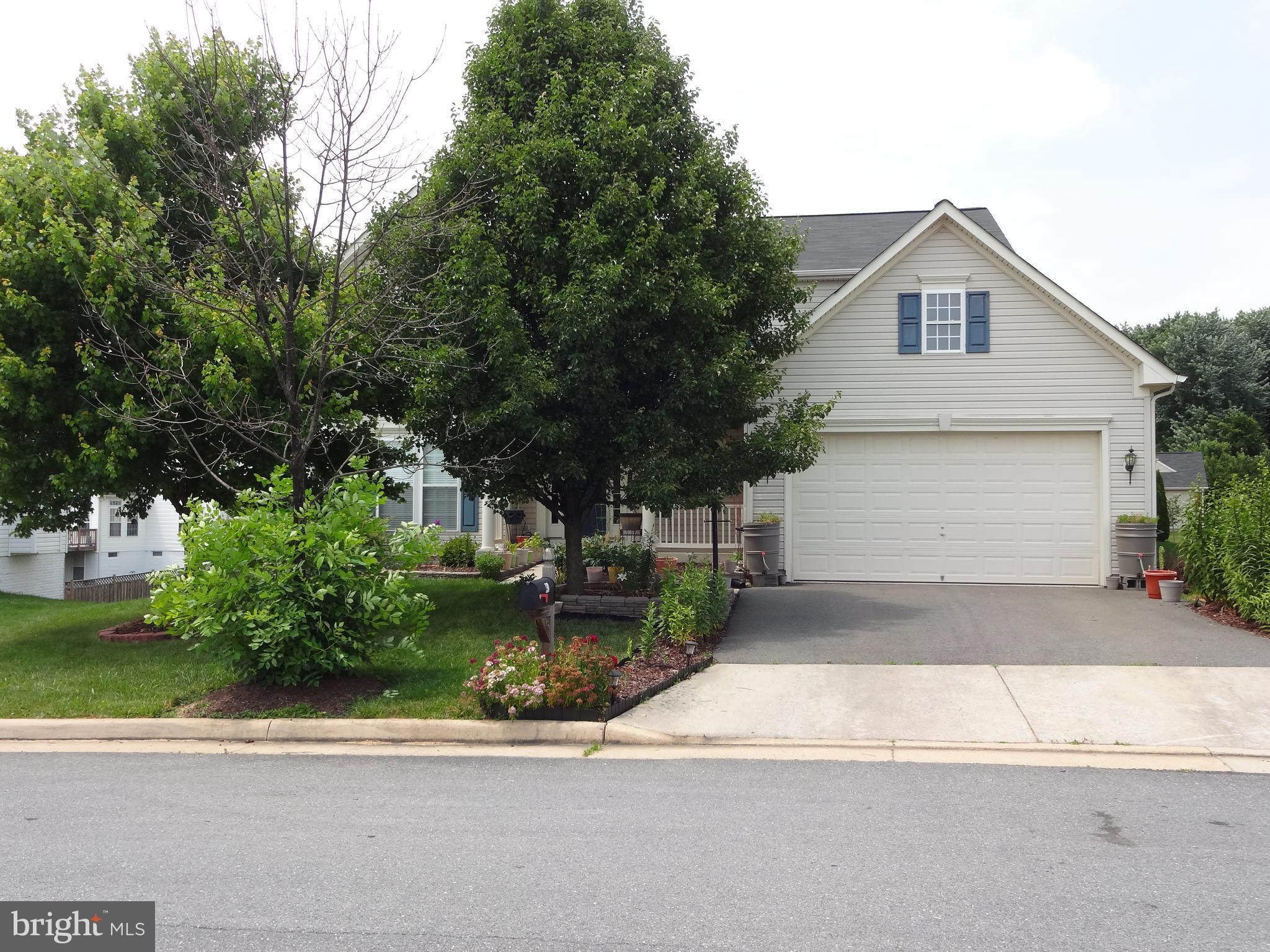 NEW TOWN MEADOWS - Residential Lease