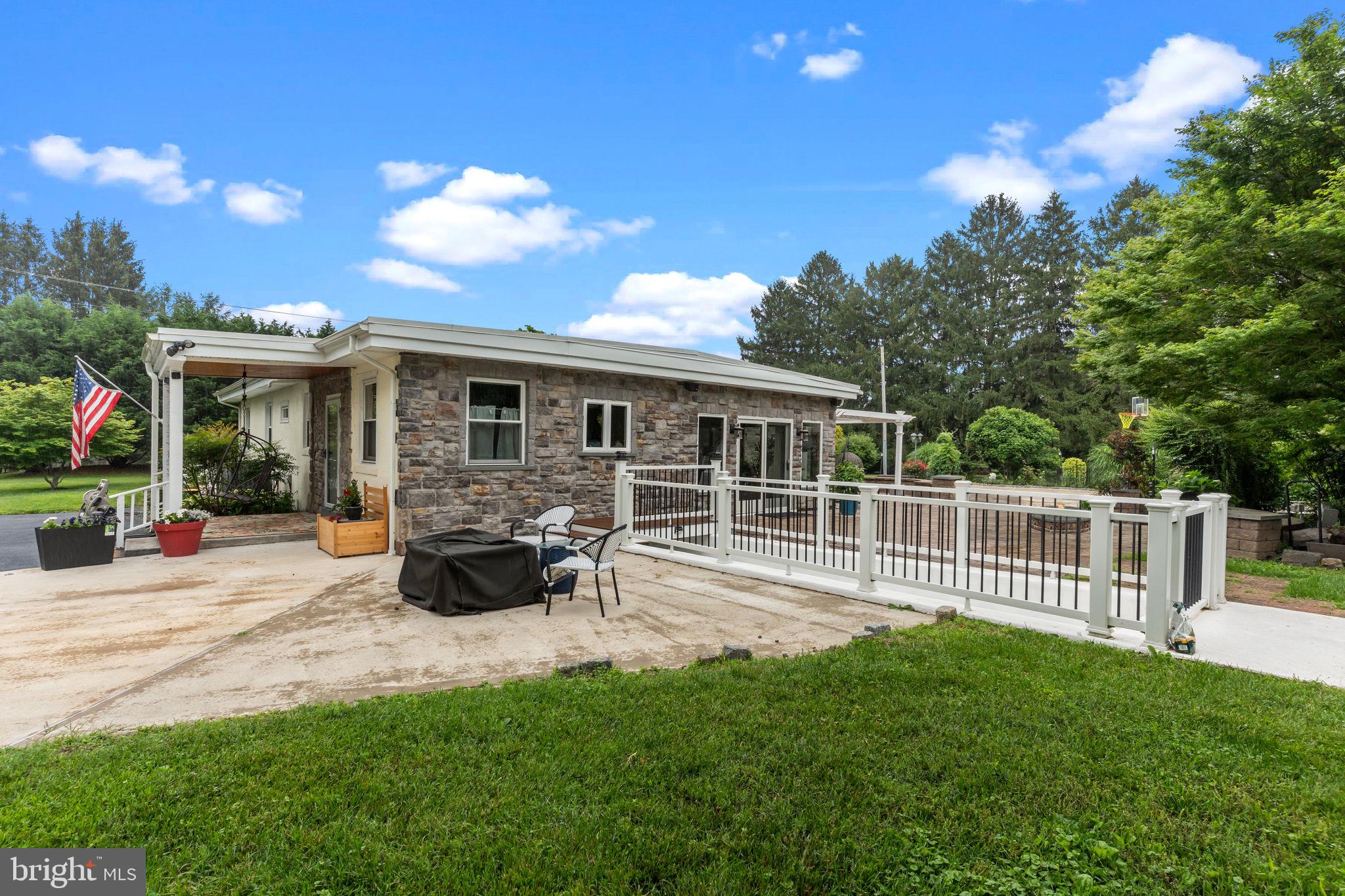 GREENFLDS AT CONCORD - Residential