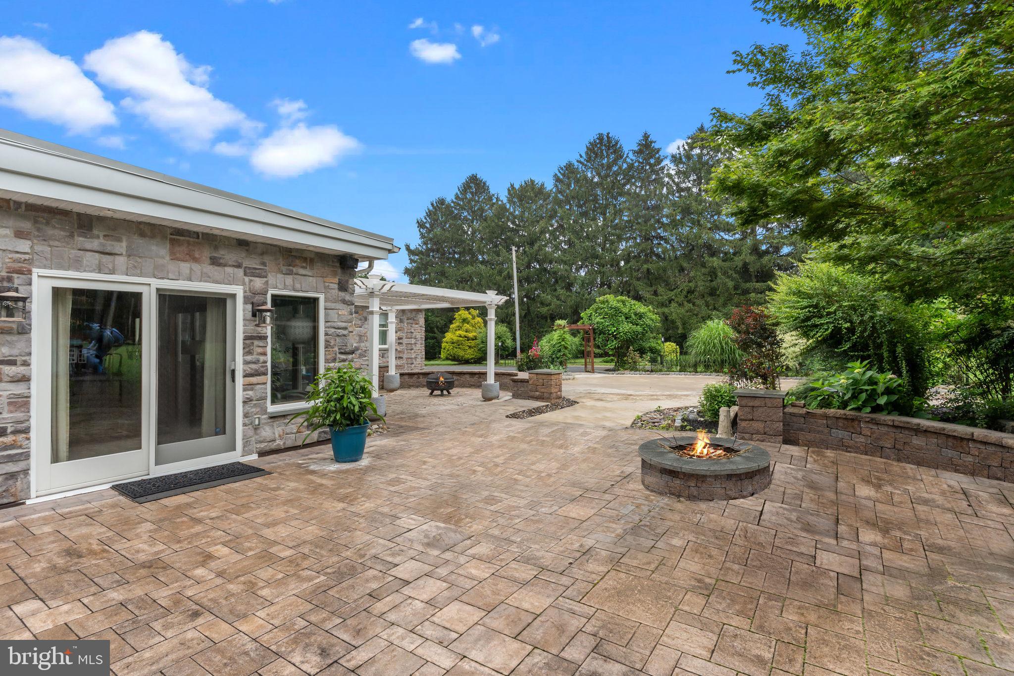 GREENFLDS AT CONCORD - Residential