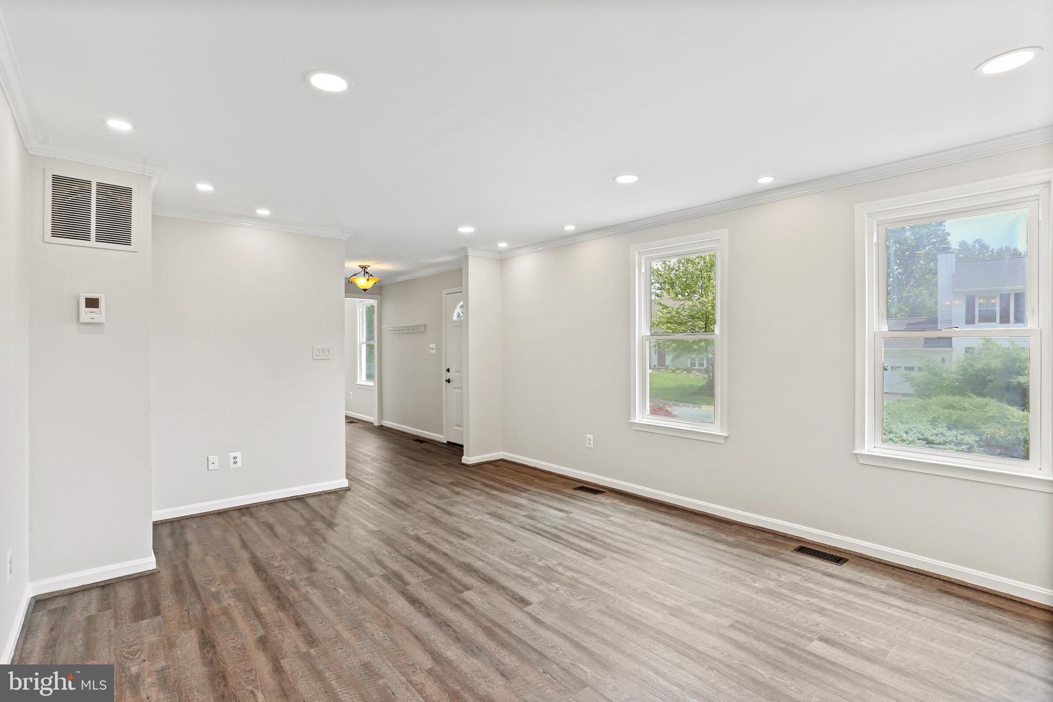 HUNTERS WOODS - Residential