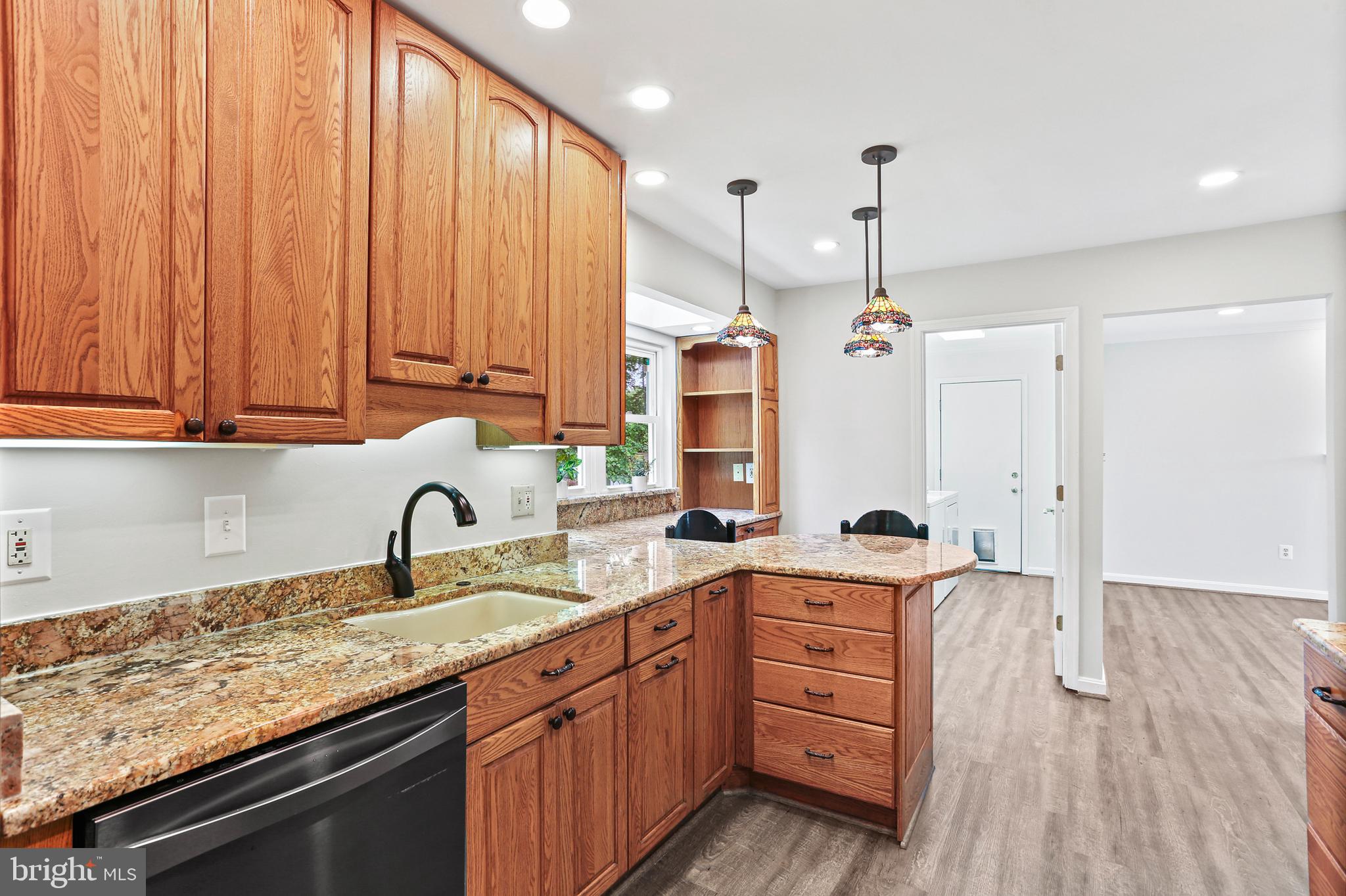 HUNTERS WOODS - Residential