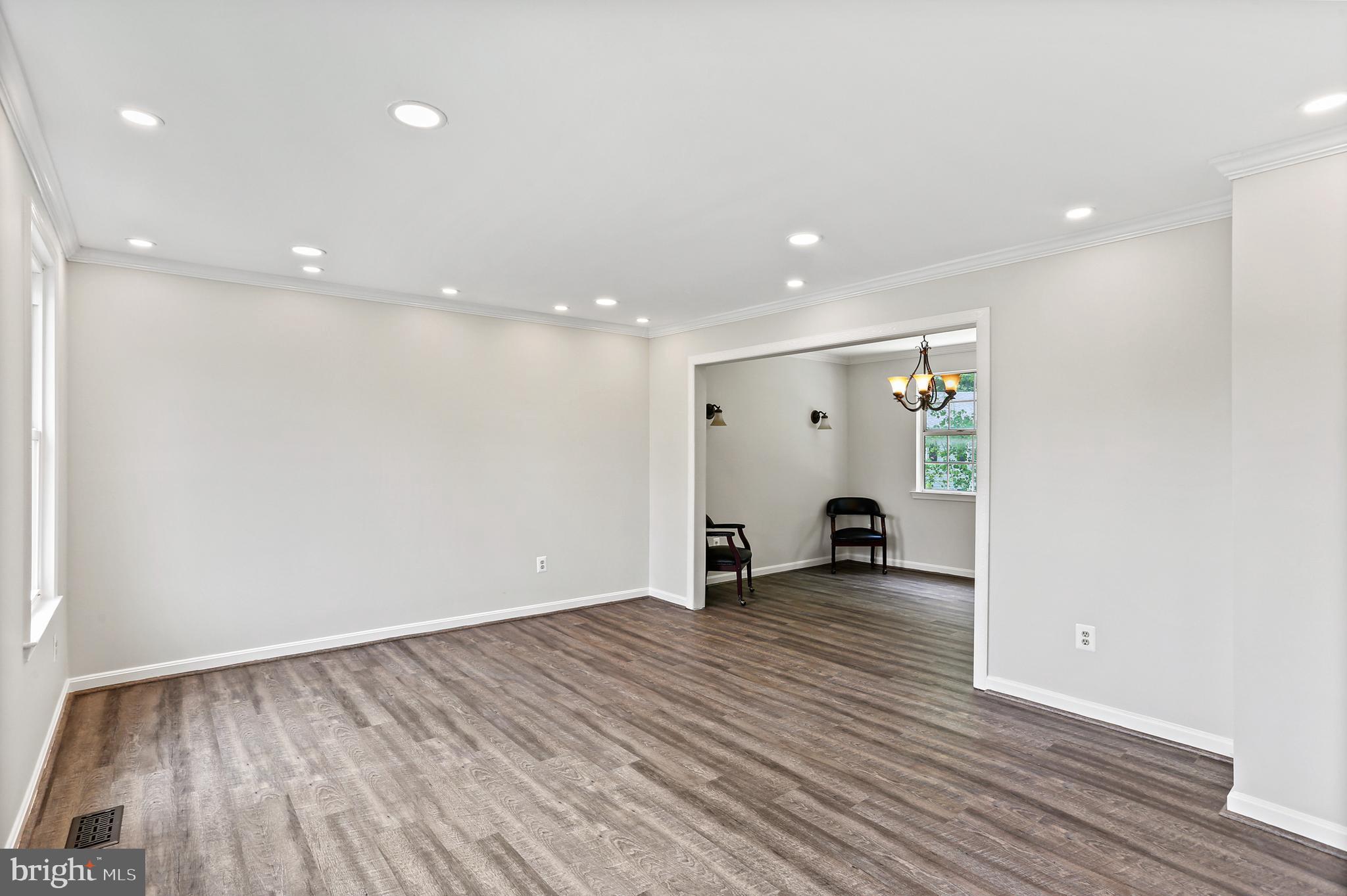 HUNTERS WOODS - Residential