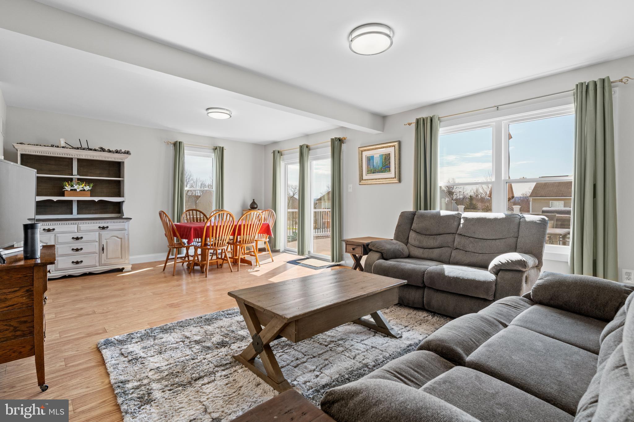 MONTGOMERY MEADOWS - Residential