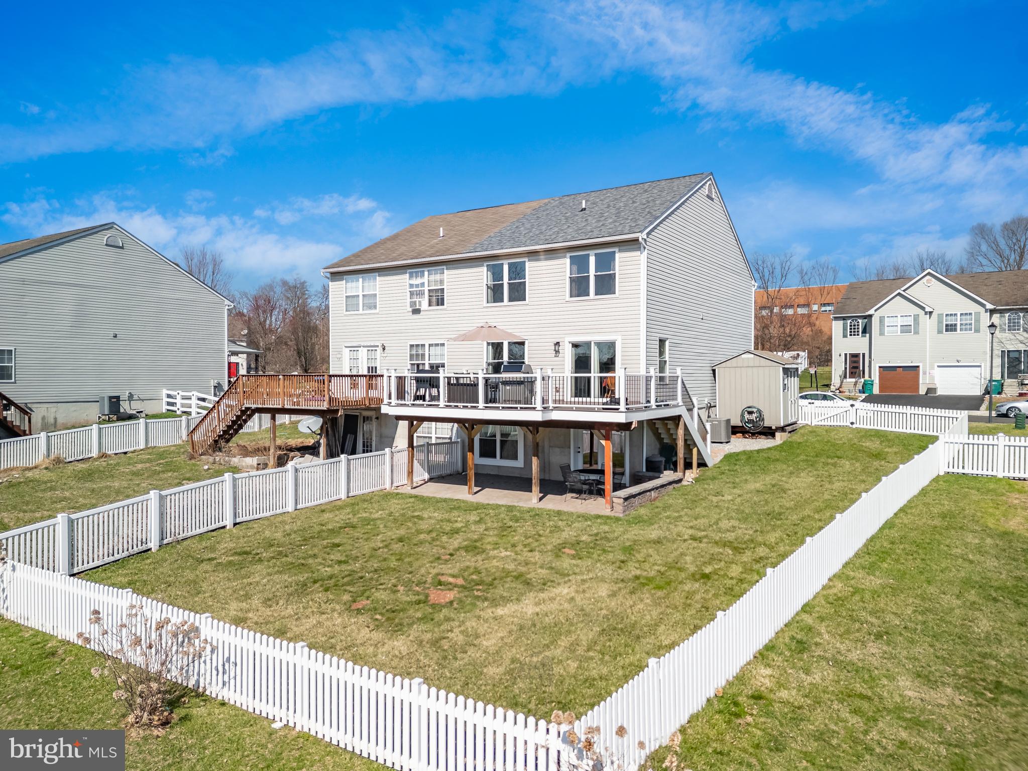 MONTGOMERY MEADOWS - Residential