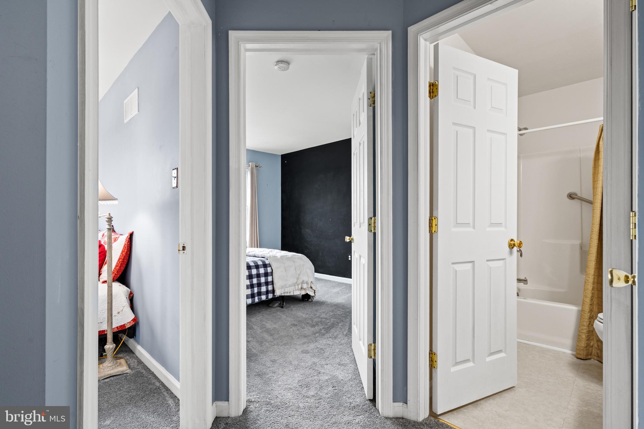 MONTGOMERY MEADOWS - Residential