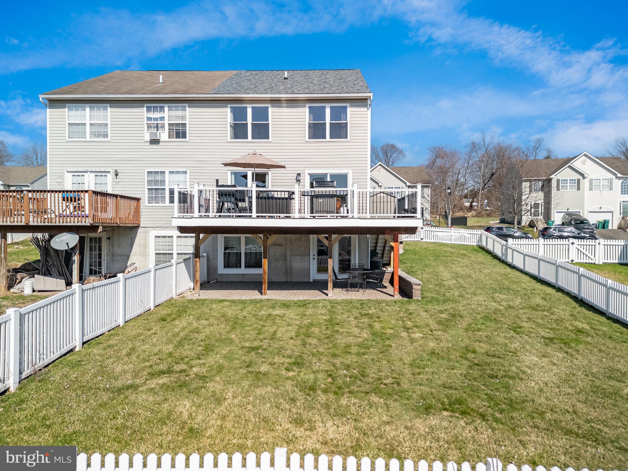 MONTGOMERY MEADOWS - Residential