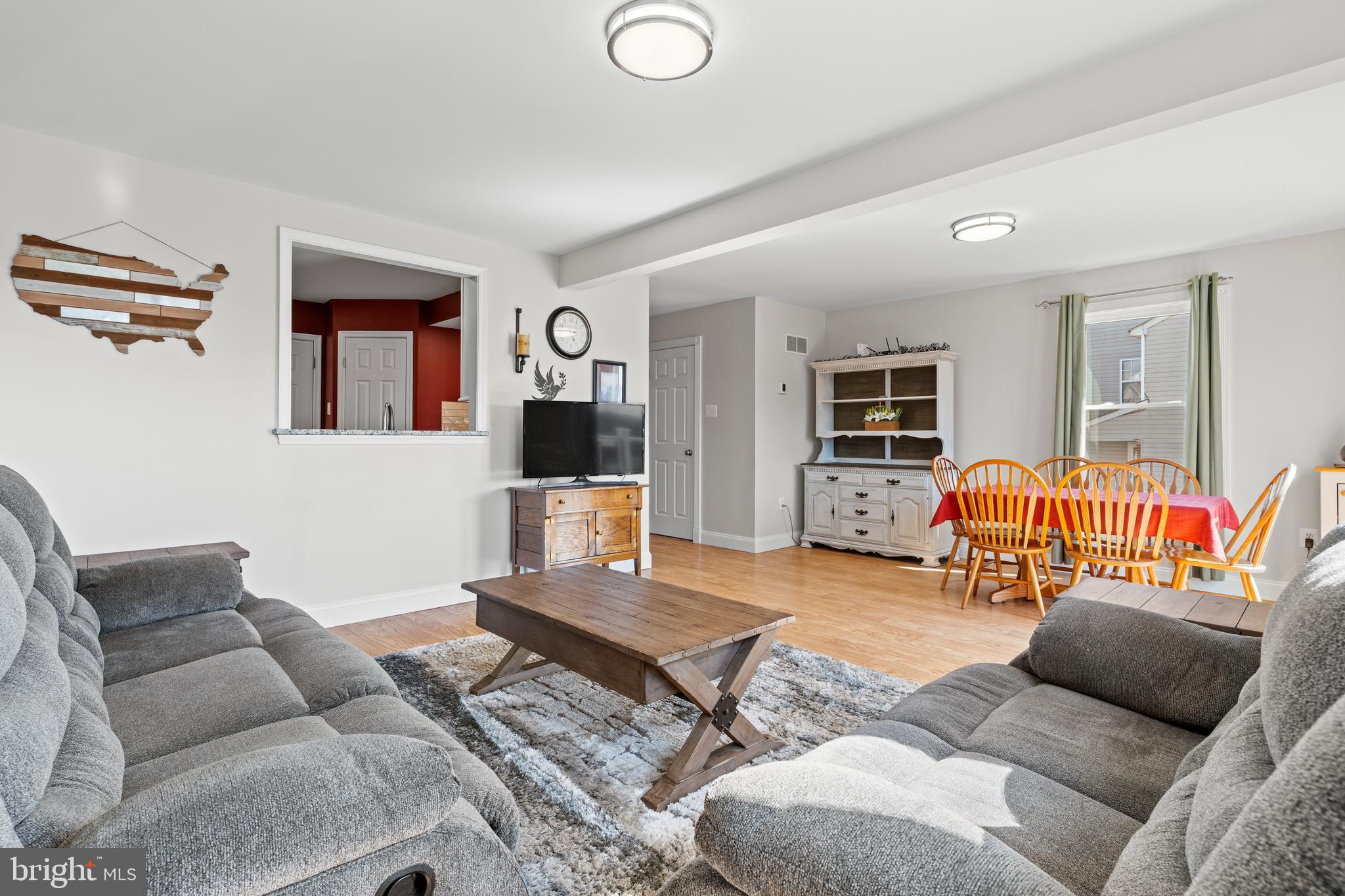 MONTGOMERY MEADOWS - Residential