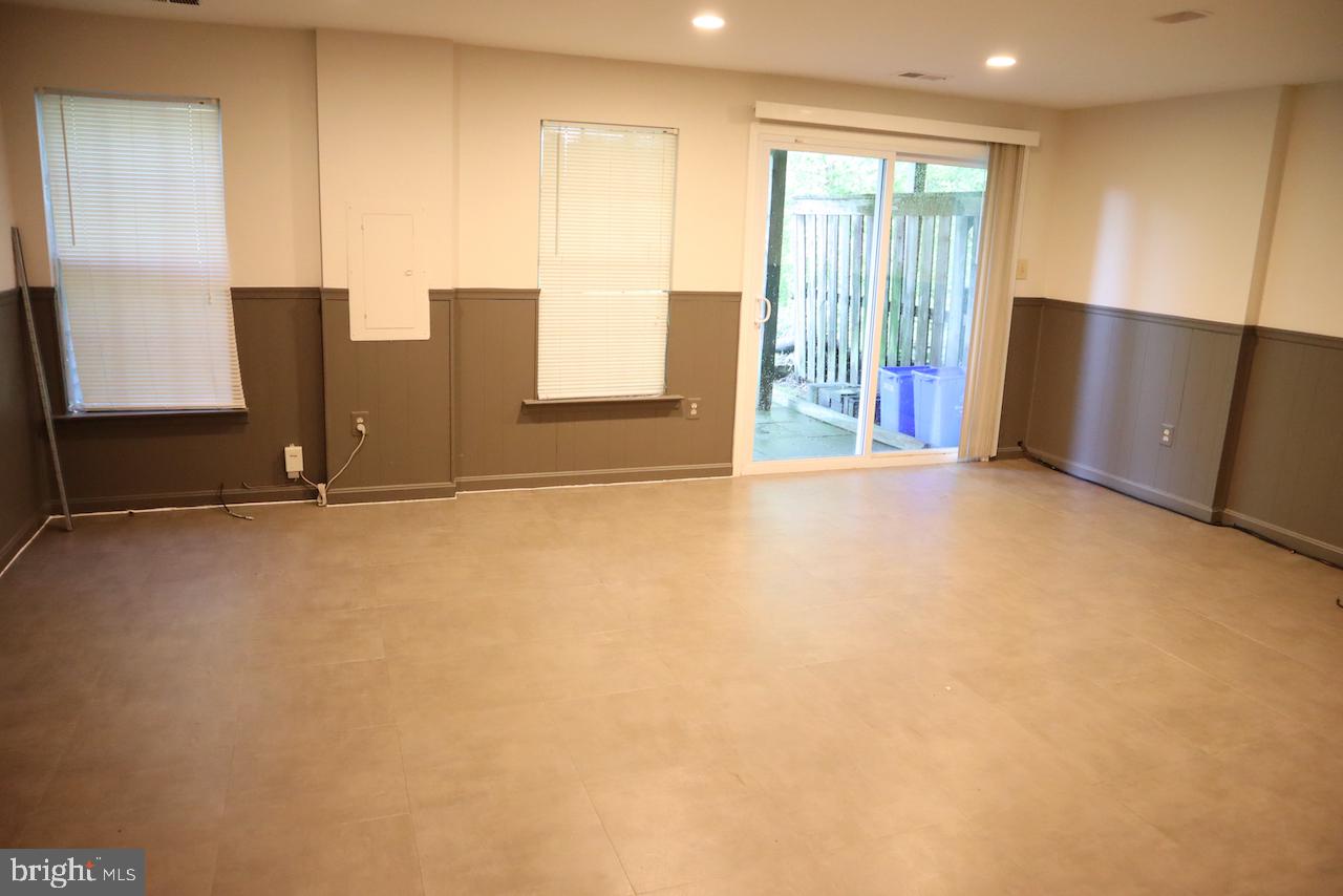 TIVOLI - Residential Lease