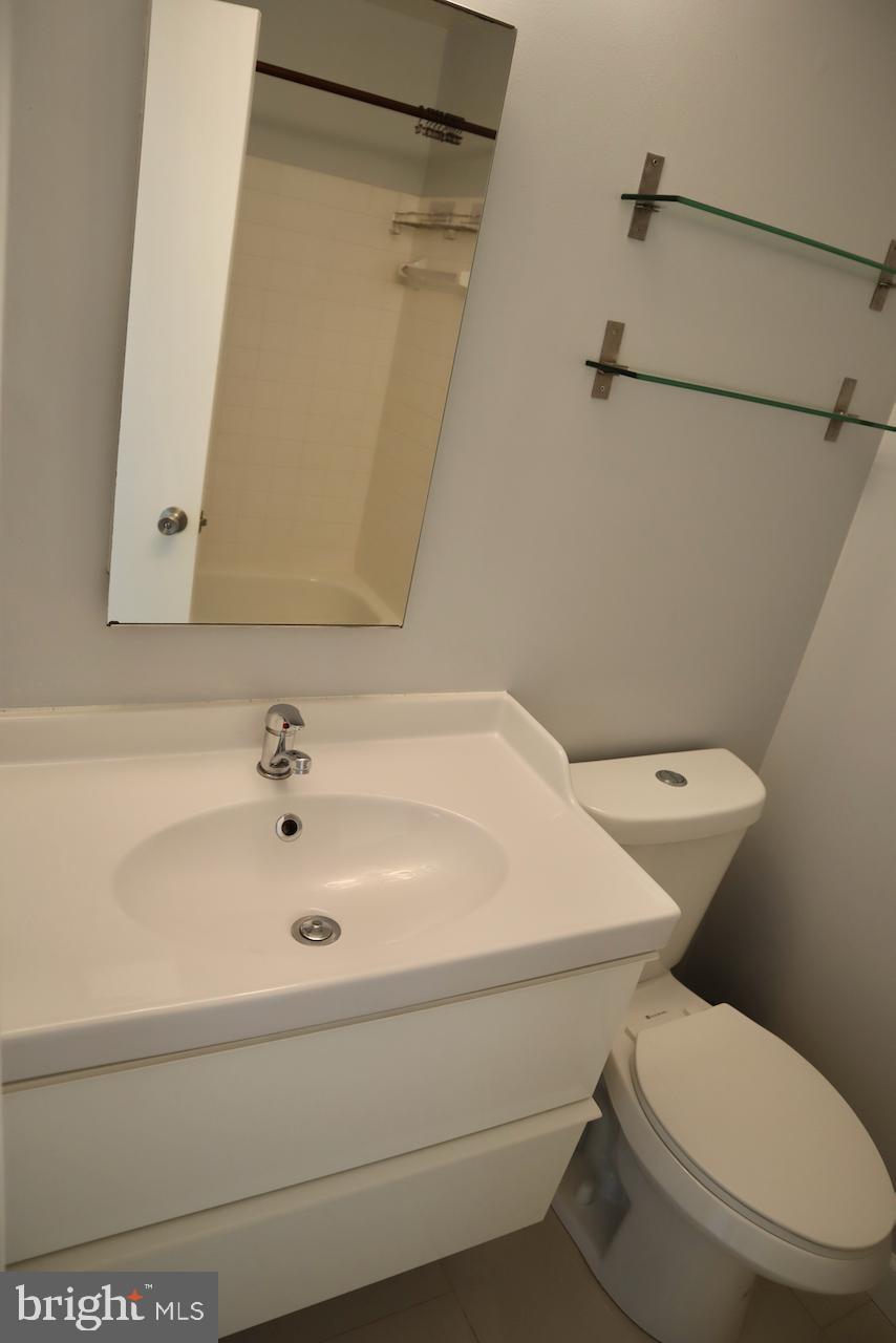 TIVOLI - Residential Lease