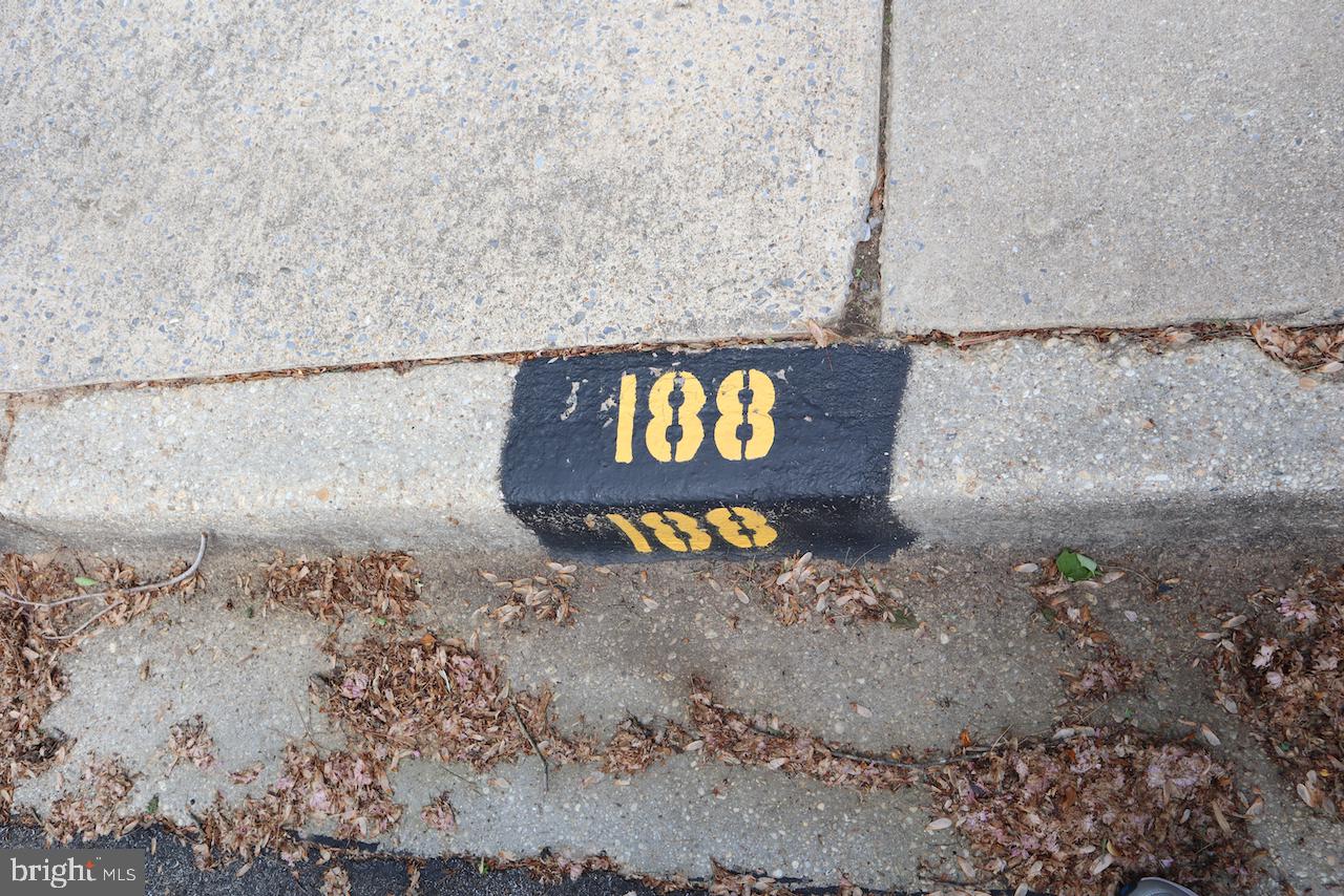 TIVOLI - Residential Lease