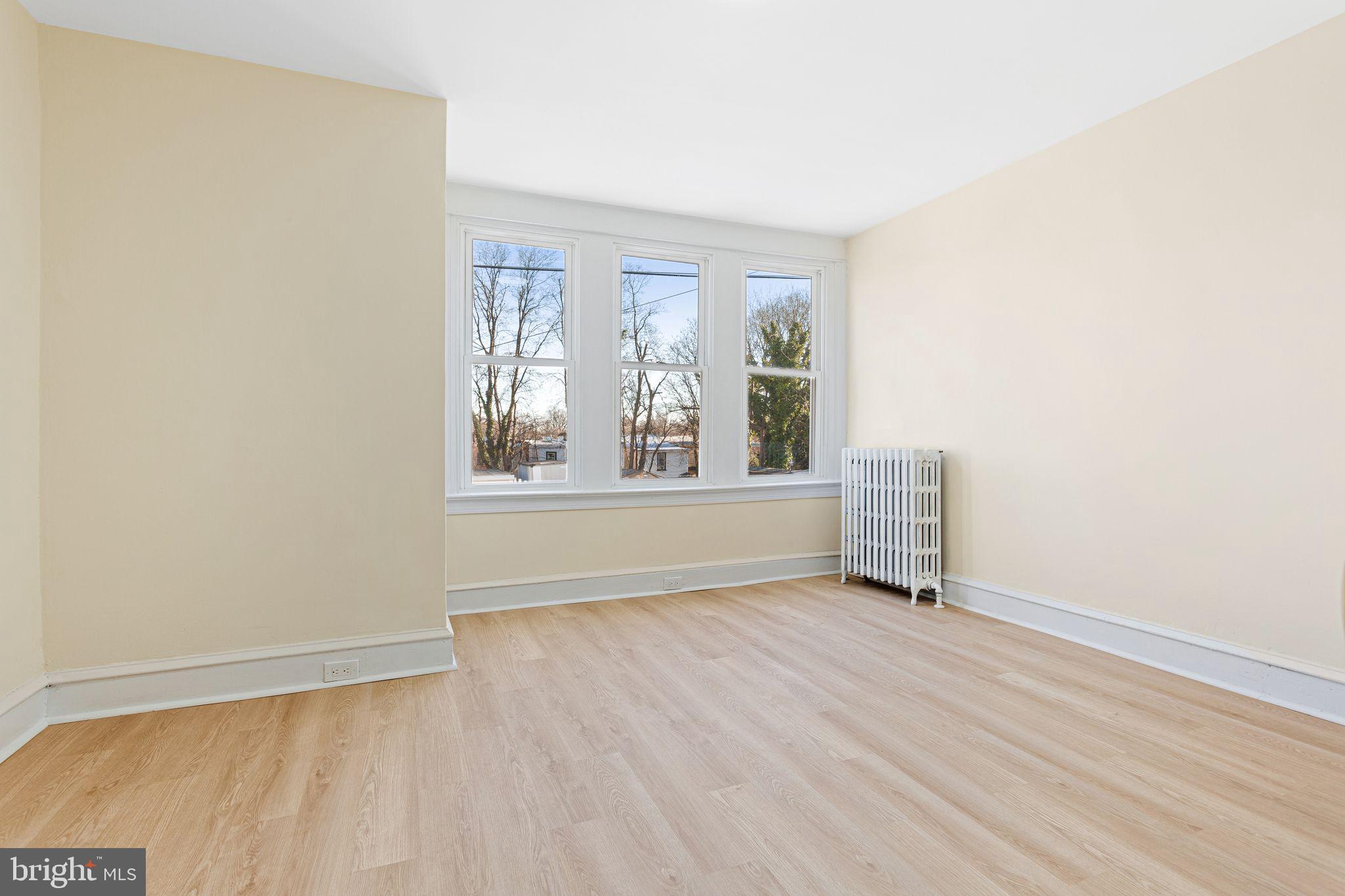 WEST OAK LANE - Residential