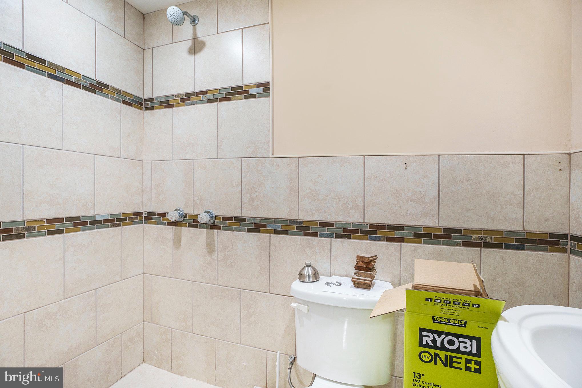 GERMANTOWN (EAST) - Residential