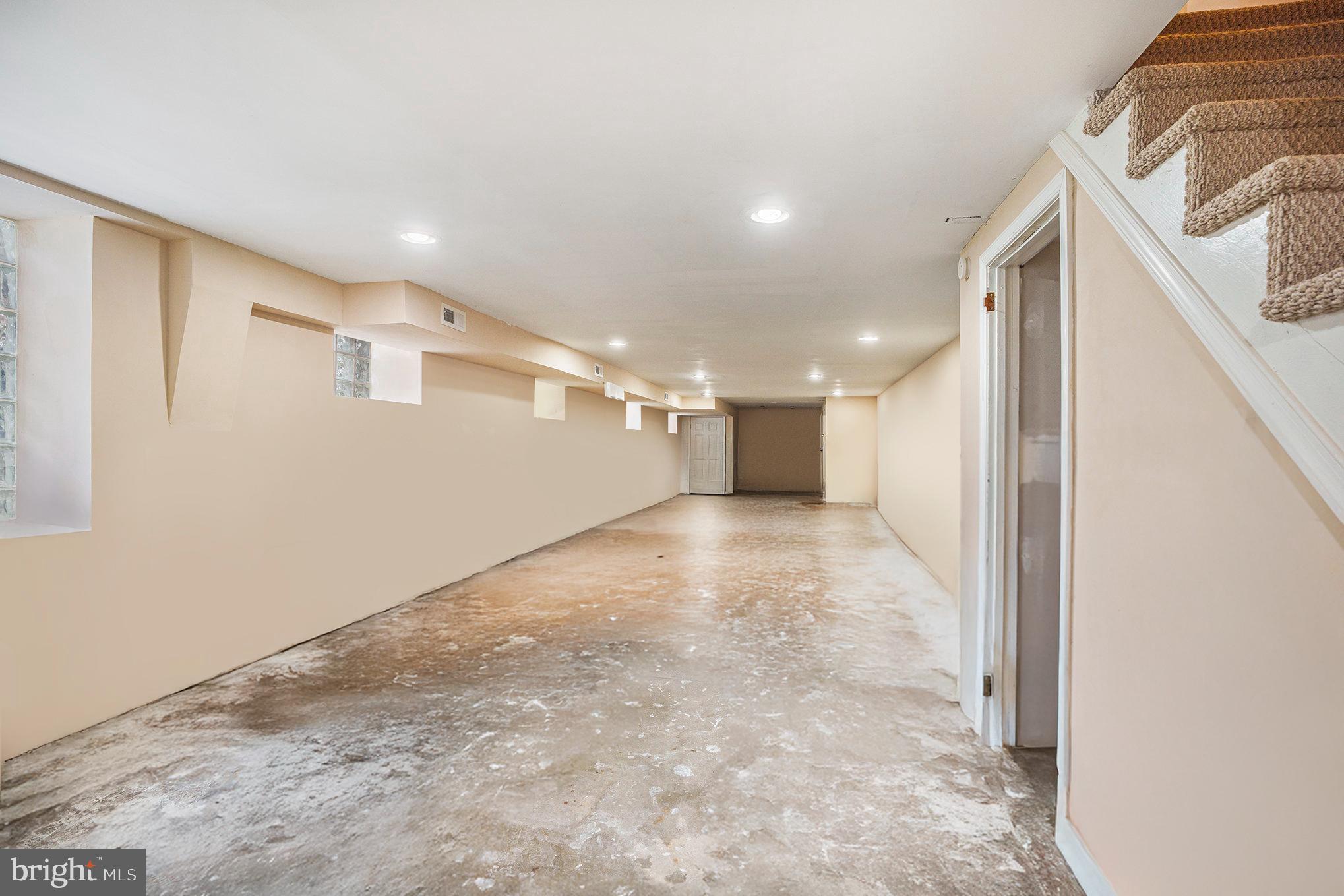 GERMANTOWN (EAST) - Residential