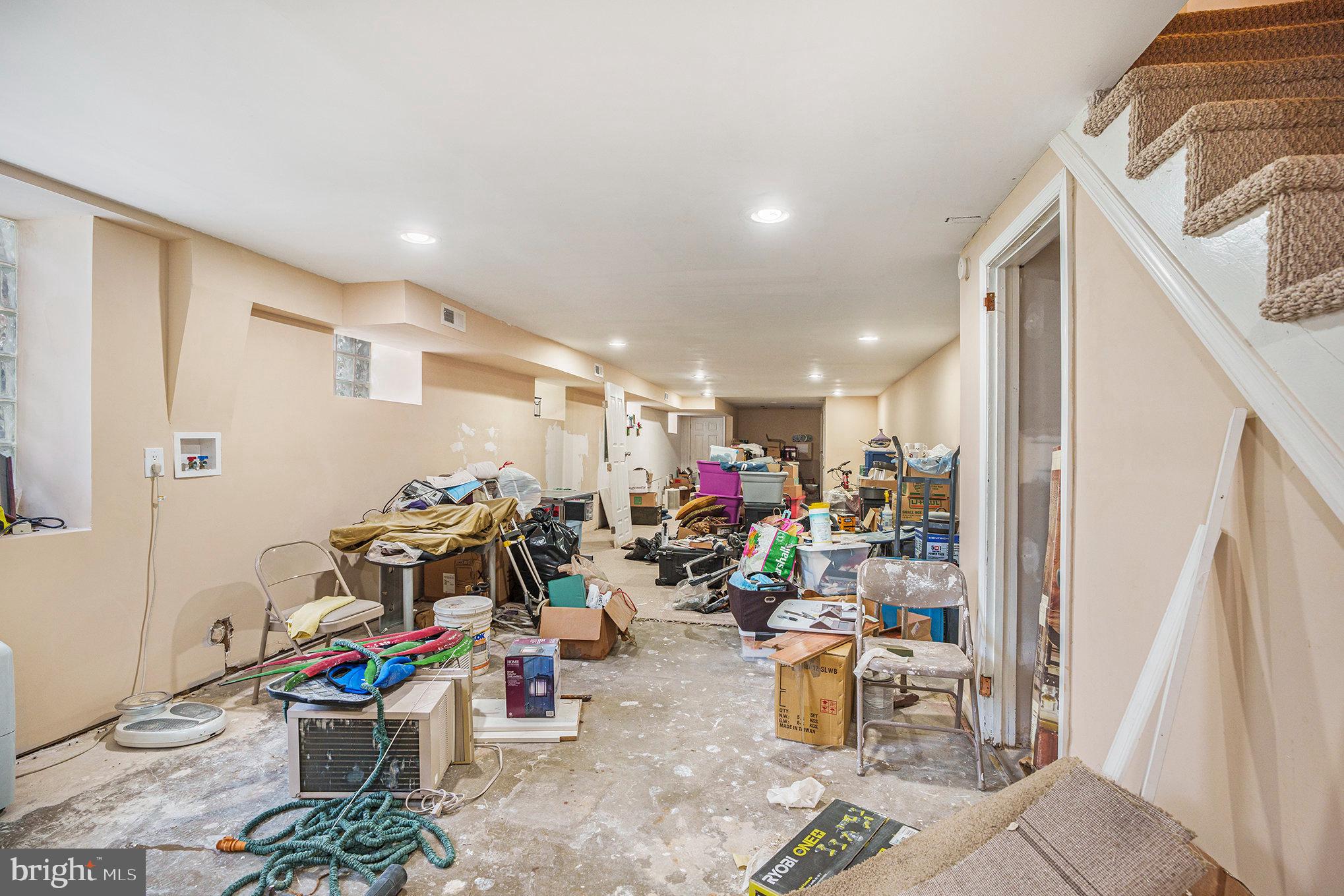 GERMANTOWN (EAST) - Residential