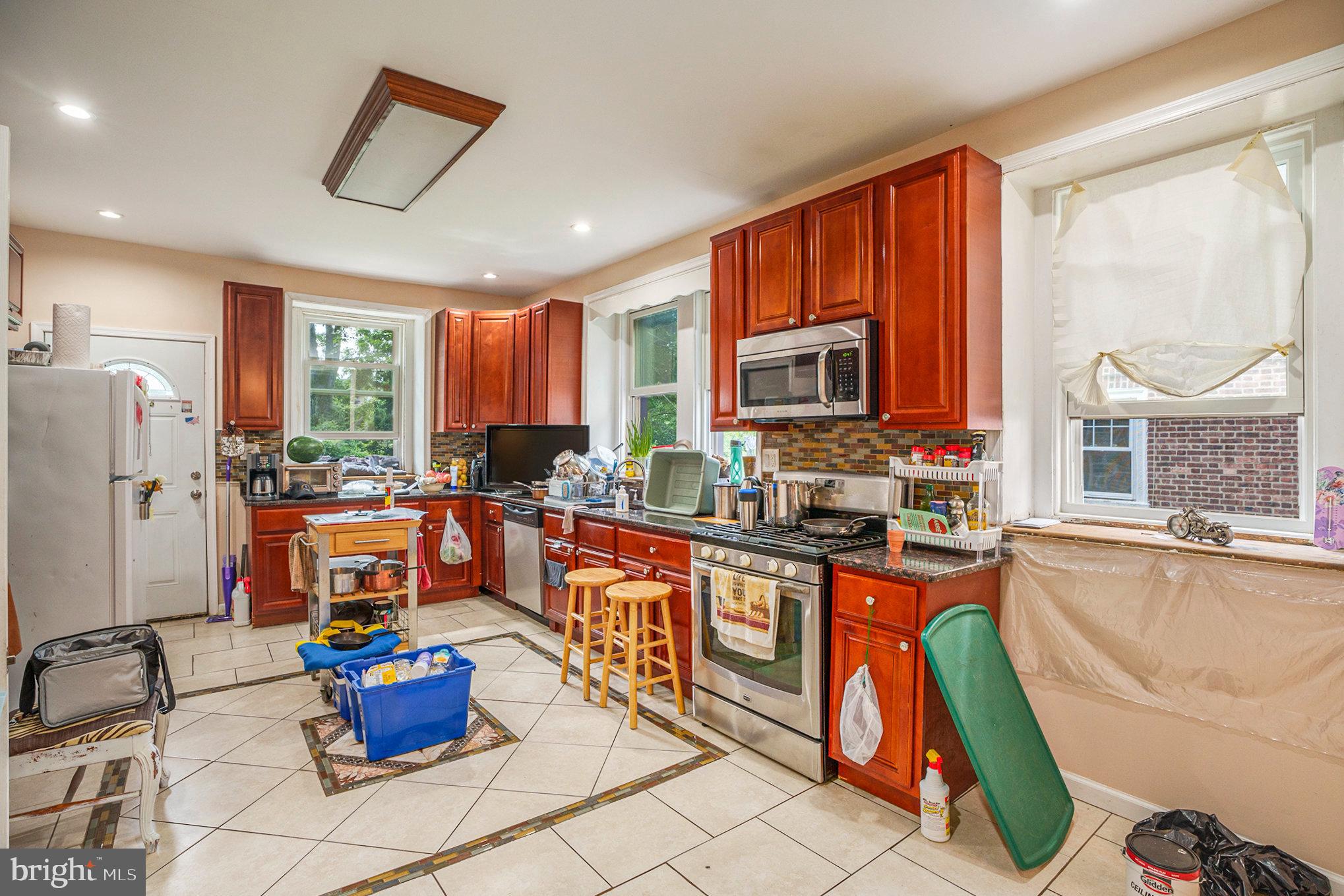 GERMANTOWN (EAST) - Residential