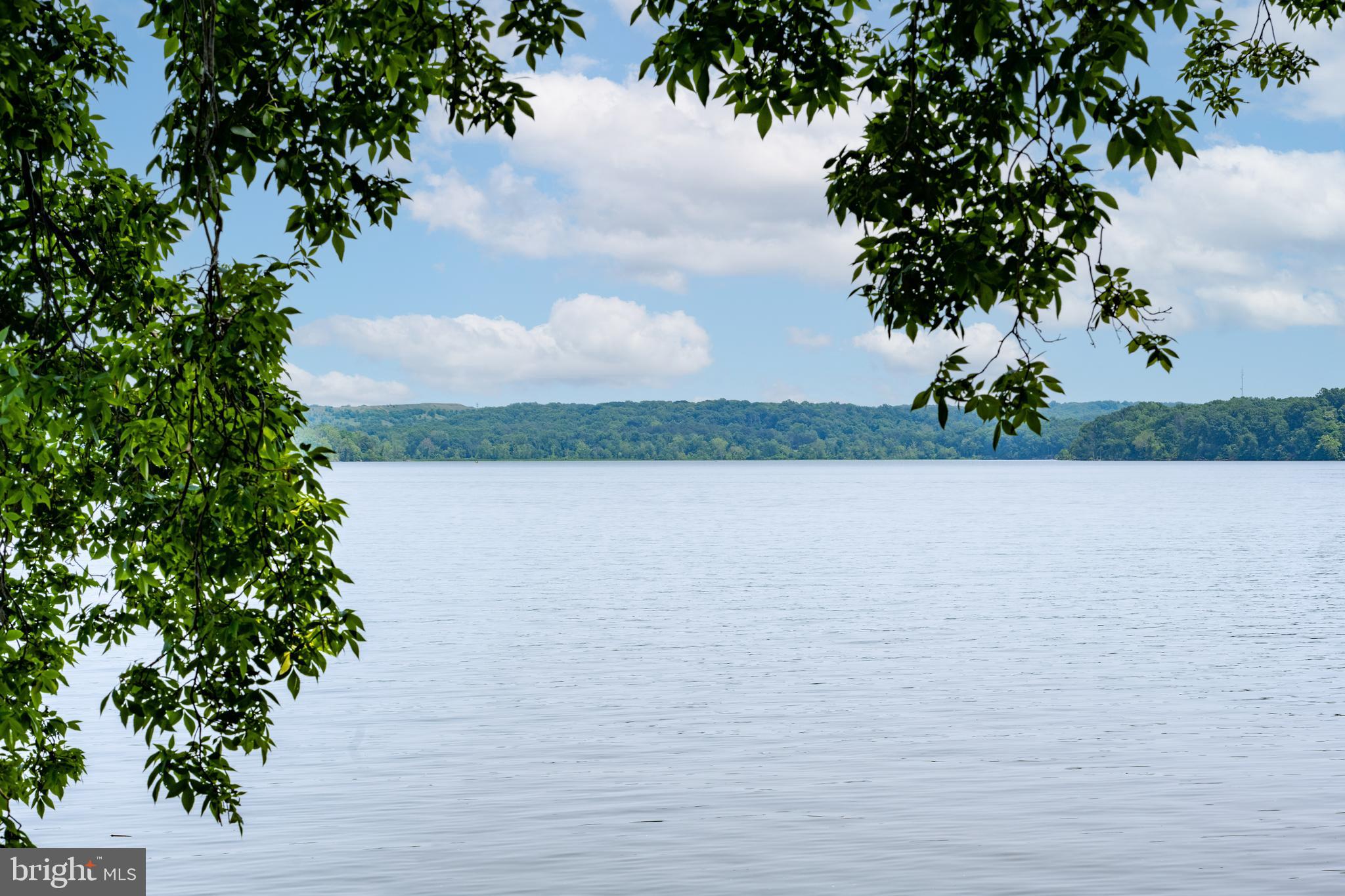 WELLINGTON VILLA - Residential