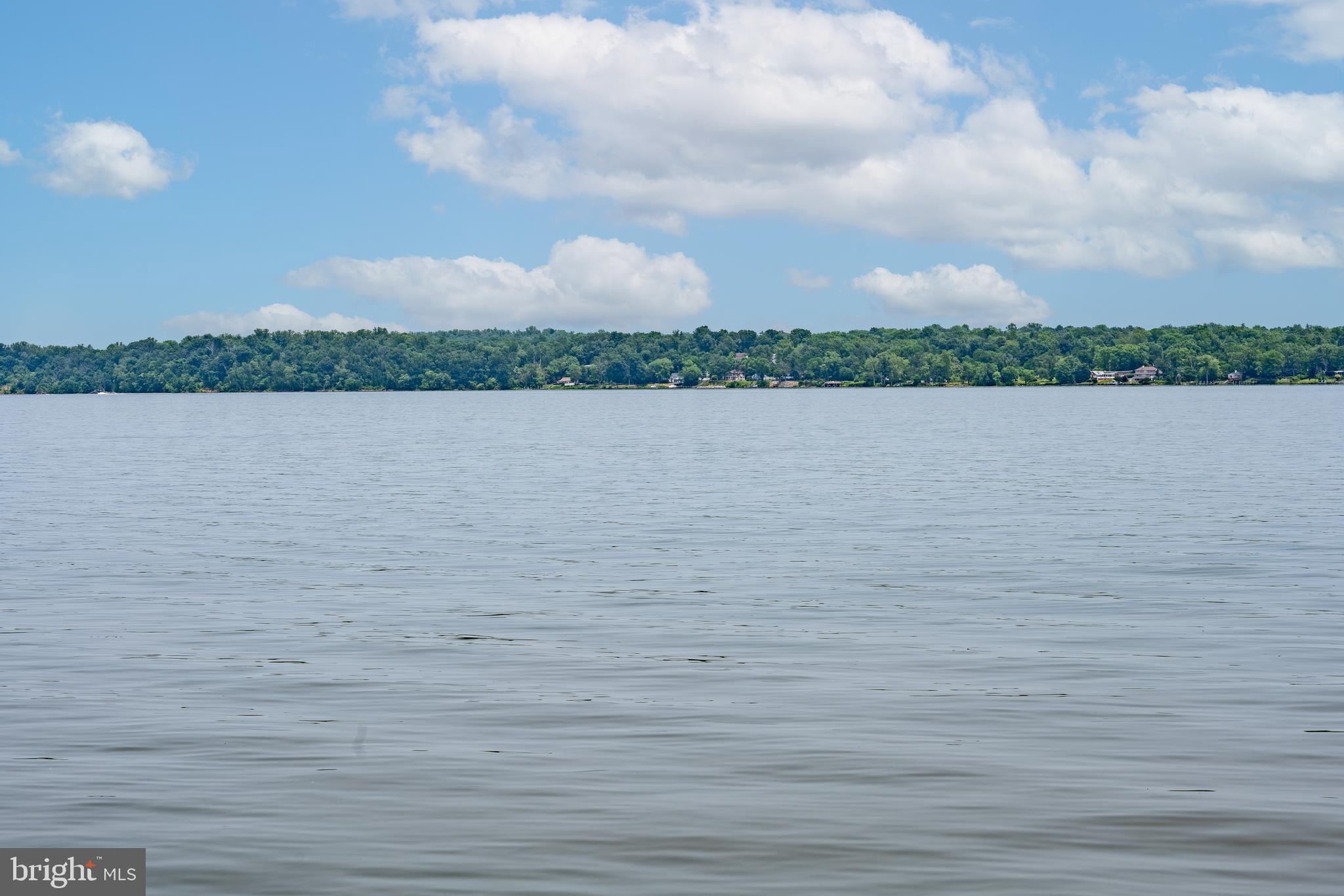 WELLINGTON VILLA - Residential