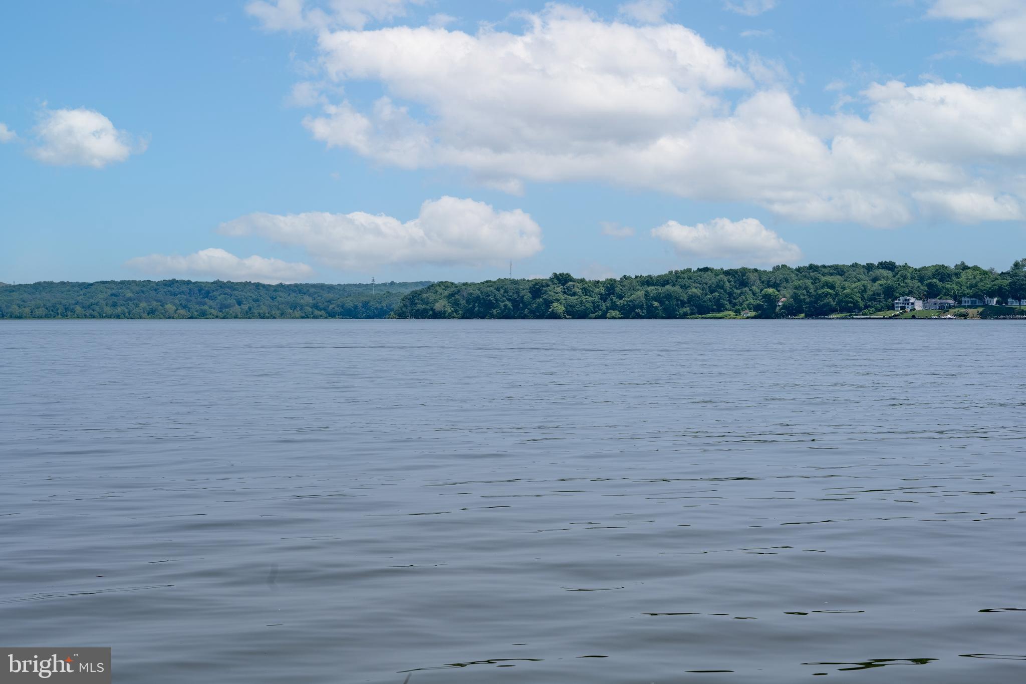 WELLINGTON VILLA - Residential