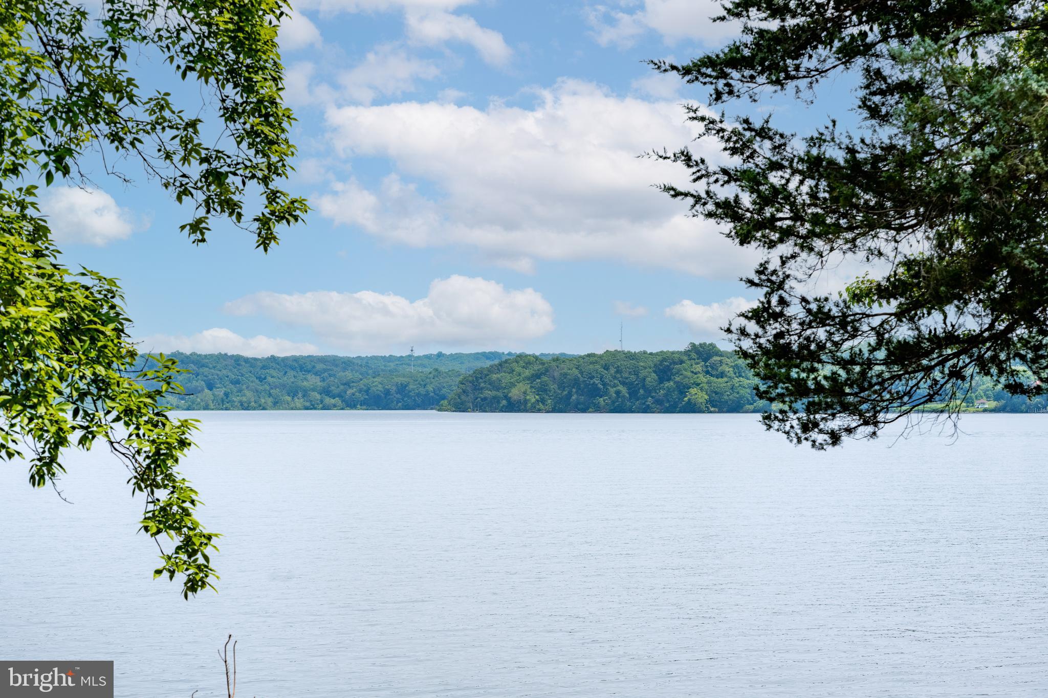 WELLINGTON VILLA - Residential