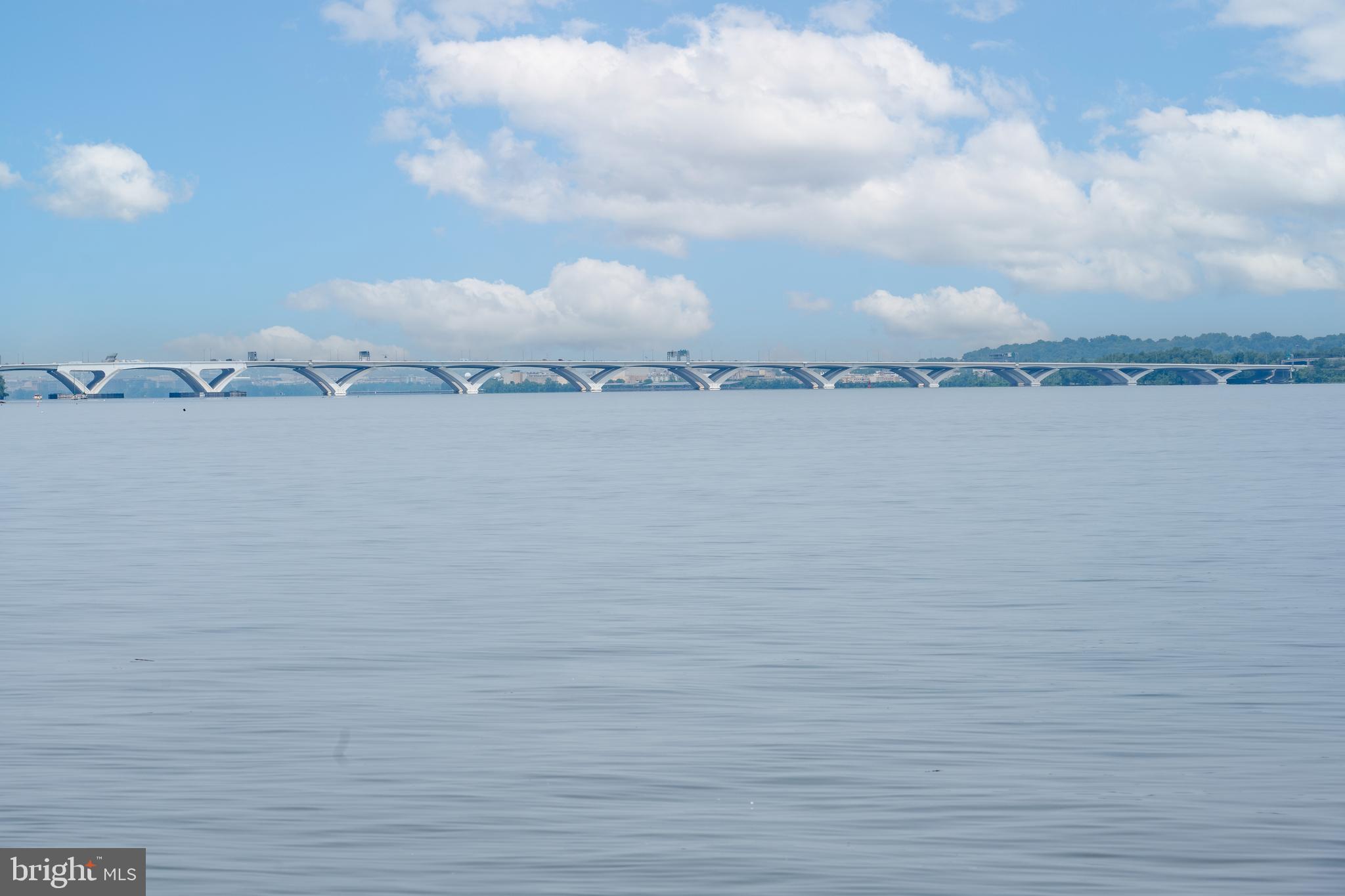 WELLINGTON VILLA - Residential