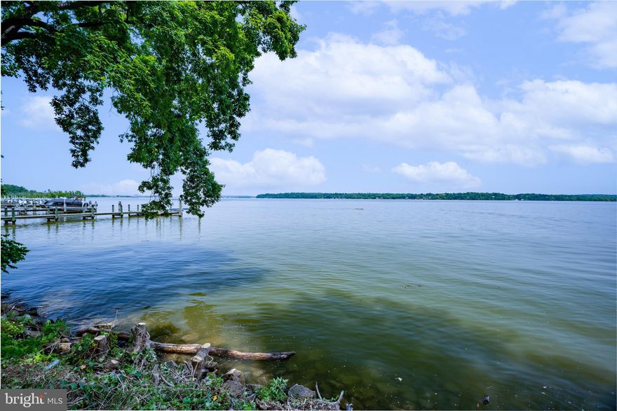 Rare opportunity to own a spectacular waterfront property  in Wellington.  Build your dream home on over .64 acre lot with 175 feet of amazing wide Potomac River frontage.  Less than 10 miles from DCA , this hidden gem  must be seen to really appreciate the expansive views up and down the Potomac River.  Have a boat or dream of having a boat in your backyard?  No worries here!  7813 Southdown comes with dock rights.   The existing dwelling is a tear down.  Do not enter.
